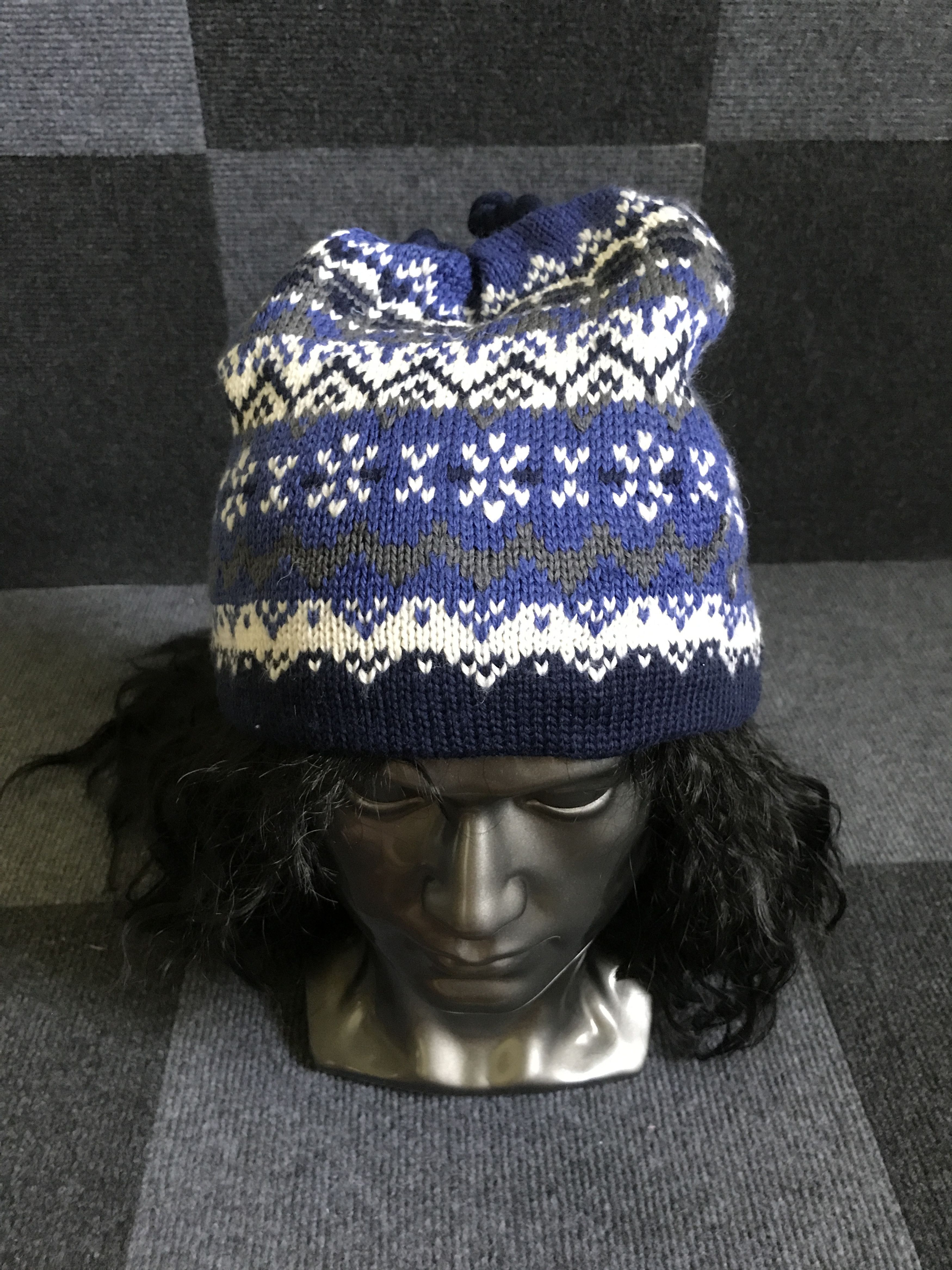 Art Comes First BSC74 CAPELLO Canada Motive Beanie Size ONE SIZE - 1 Thumbnail
