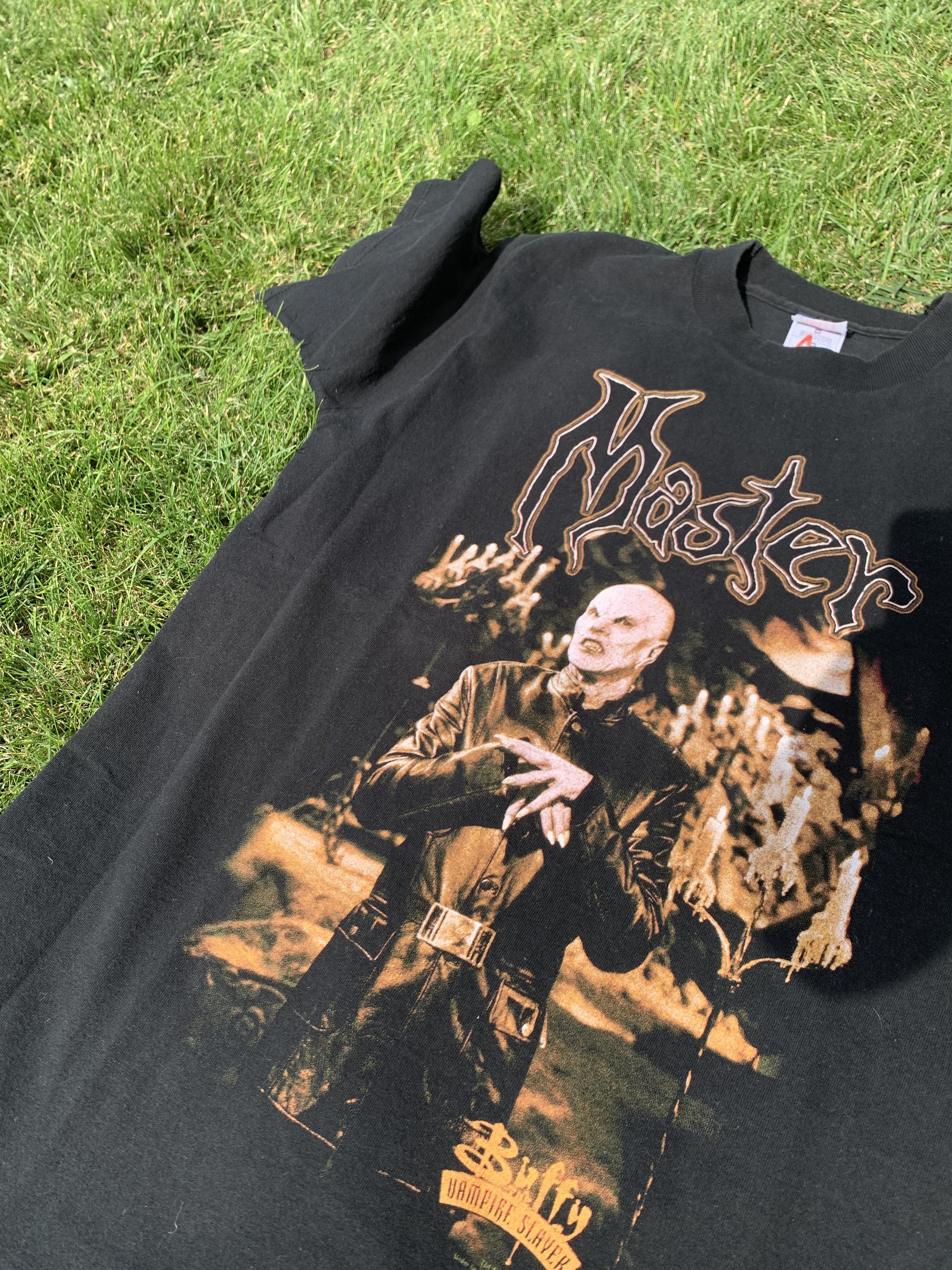 Vintage Vintage 1998Buffy the Vampire Slayer MASTER shirt Size US M / EU 48-50 / 2 - 5 Thumbnail