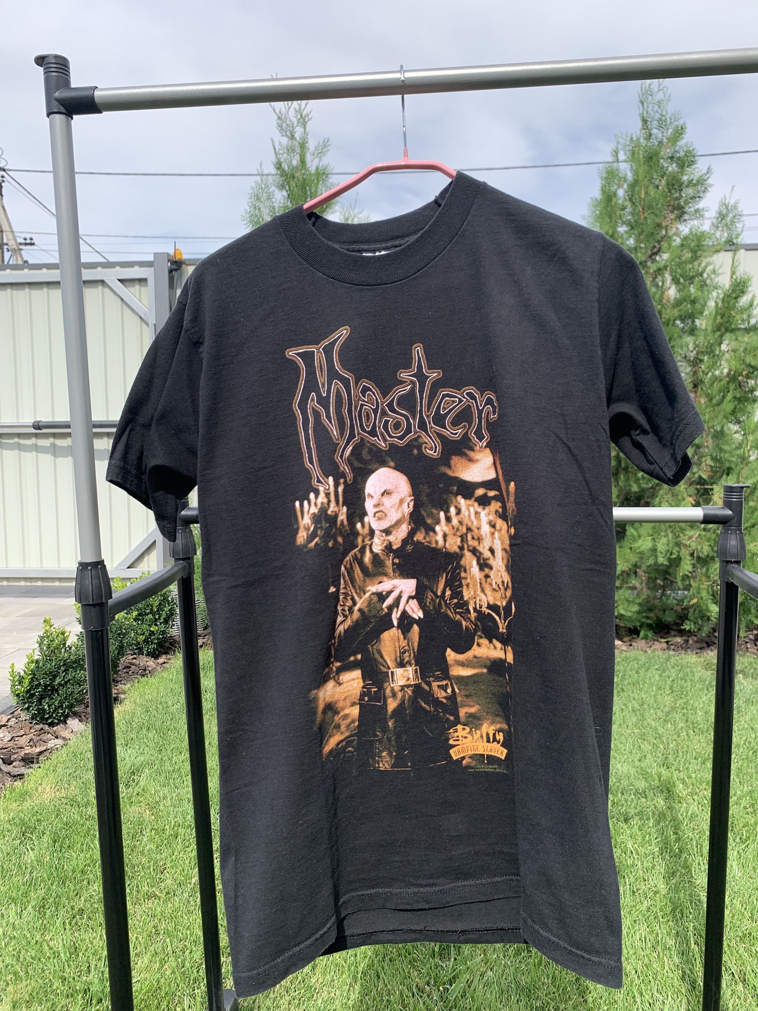 Vintage Vintage 1998Buffy the Vampire Slayer MASTER shirt Size US M / EU 48-50 / 2 - 1 Thumbnail