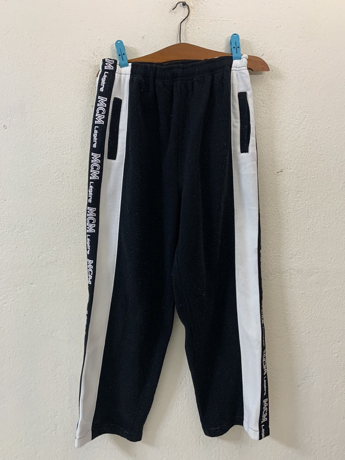 MCM MCM Sweatpants Size US 33 - 1 Thumbnail
