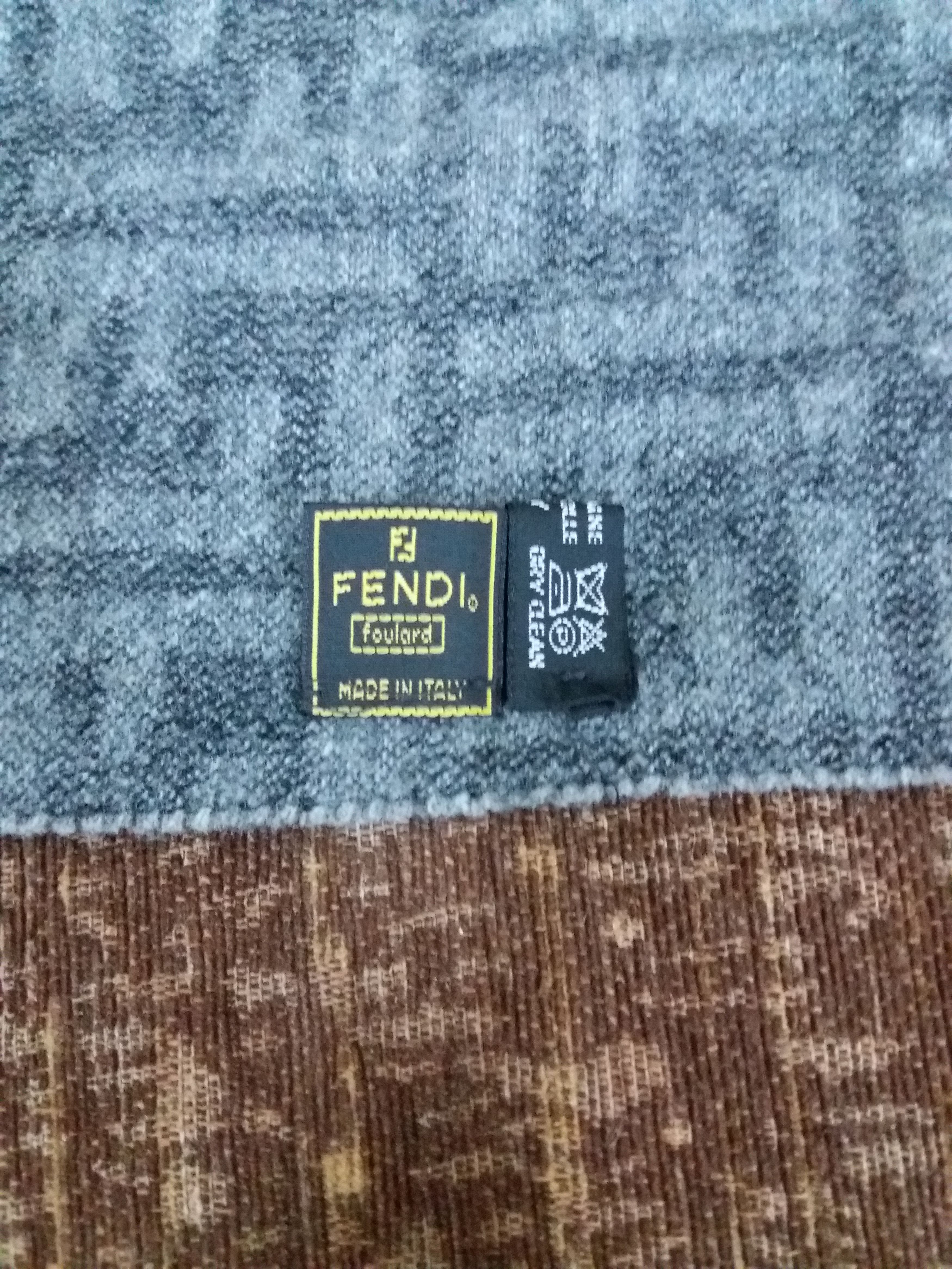 Fendi Fendi wool winter muffler/scarves made in italy Size ONE SIZE - 4 Thumbnail