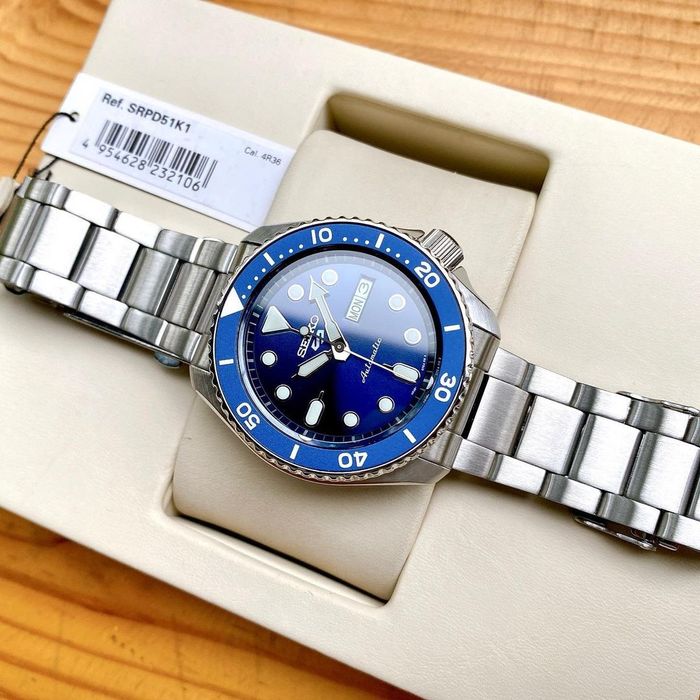 seiko 5 sports superman srpd53k1