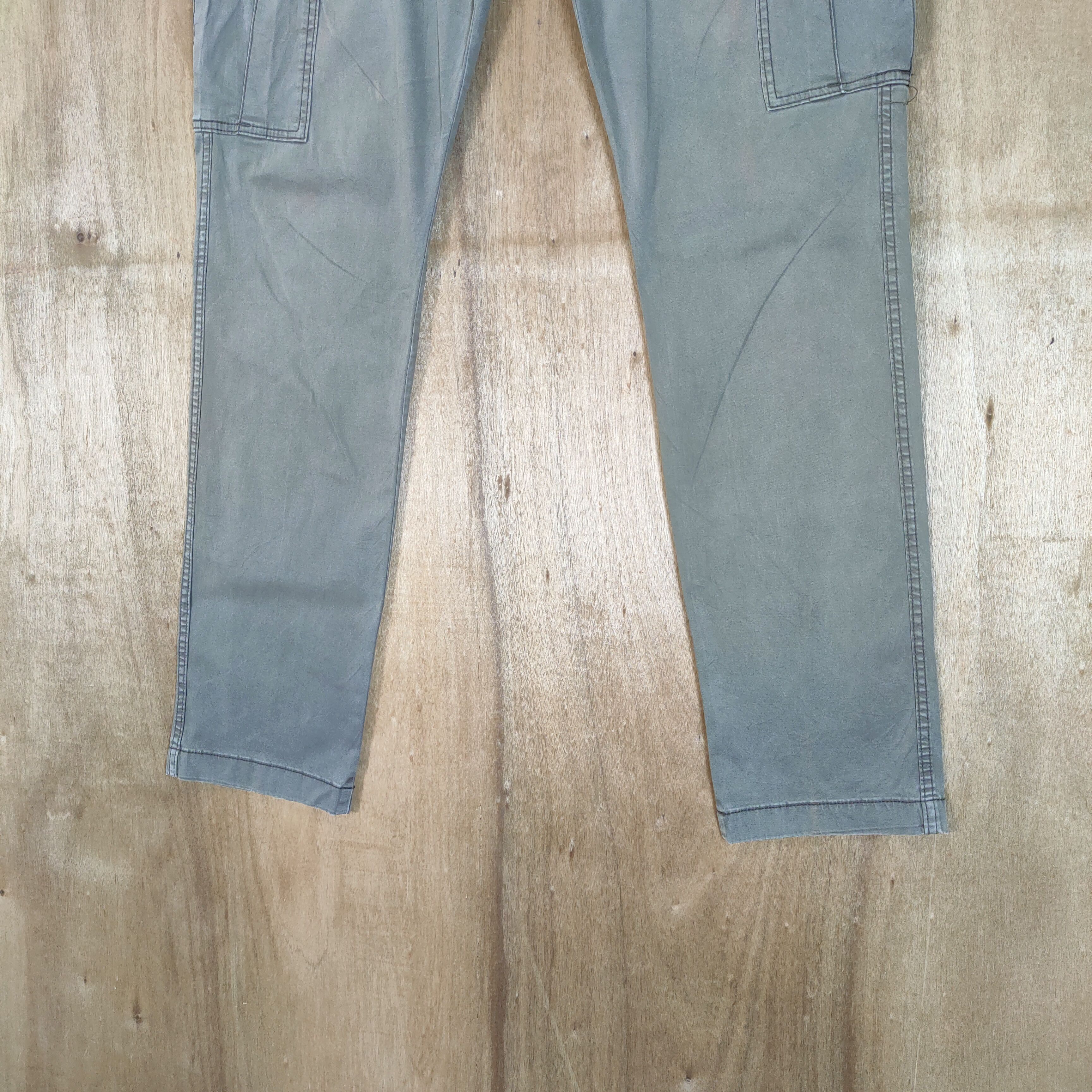 Japanese Brand VINTAGE JAPANESE BRAND FADED SKINNY CARGO PANTS Size US 34 / EU 50 - 3 Thumbnail