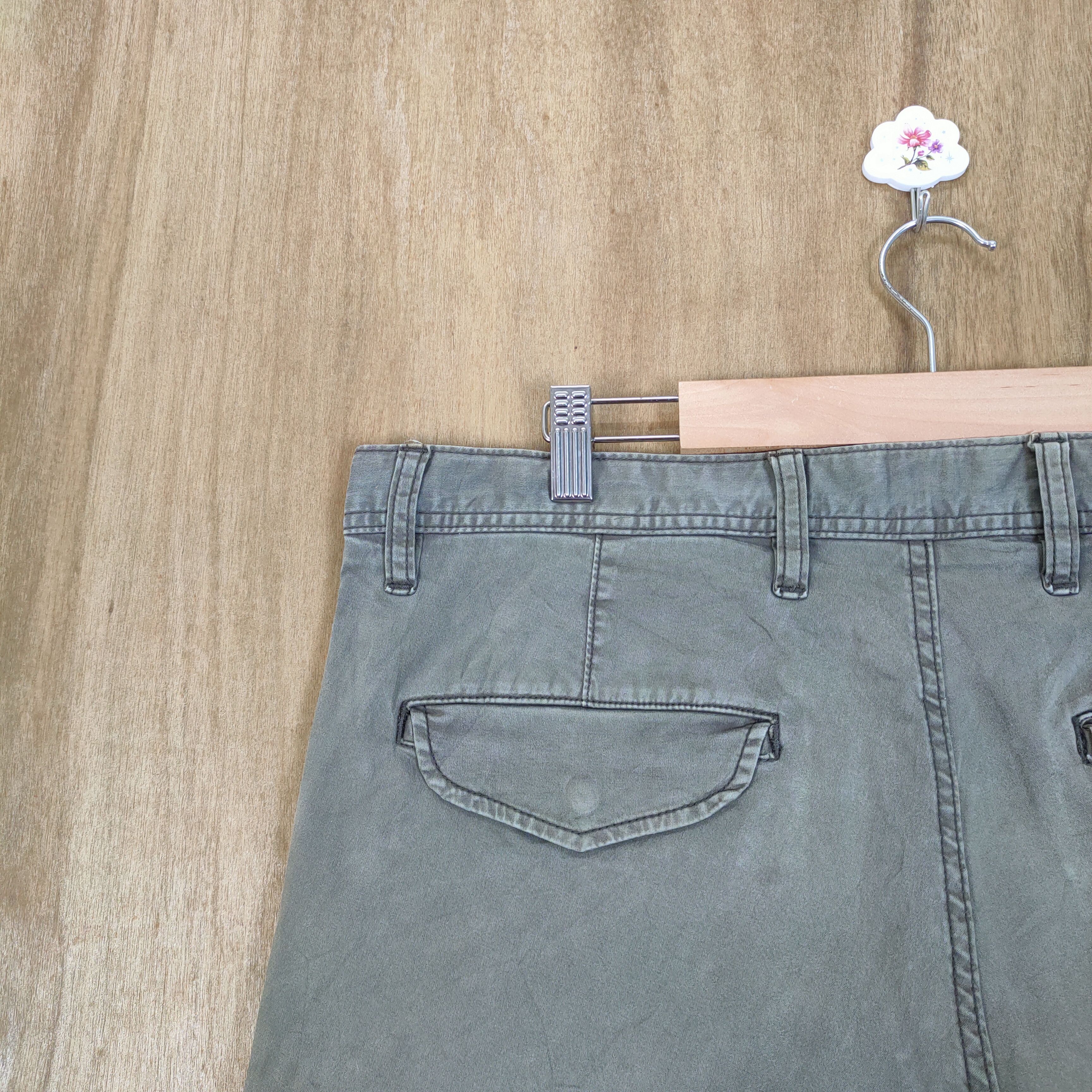 Japanese Brand VINTAGE JAPANESE BRAND FADED SKINNY CARGO PANTS Size US 34 / EU 50 - 10 Thumbnail