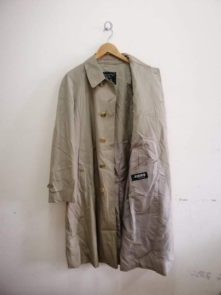 Burberry Vintage Burberrys London coat/jacket/parkas Size US L / EU 52-54 / 3 - 3 Thumbnail