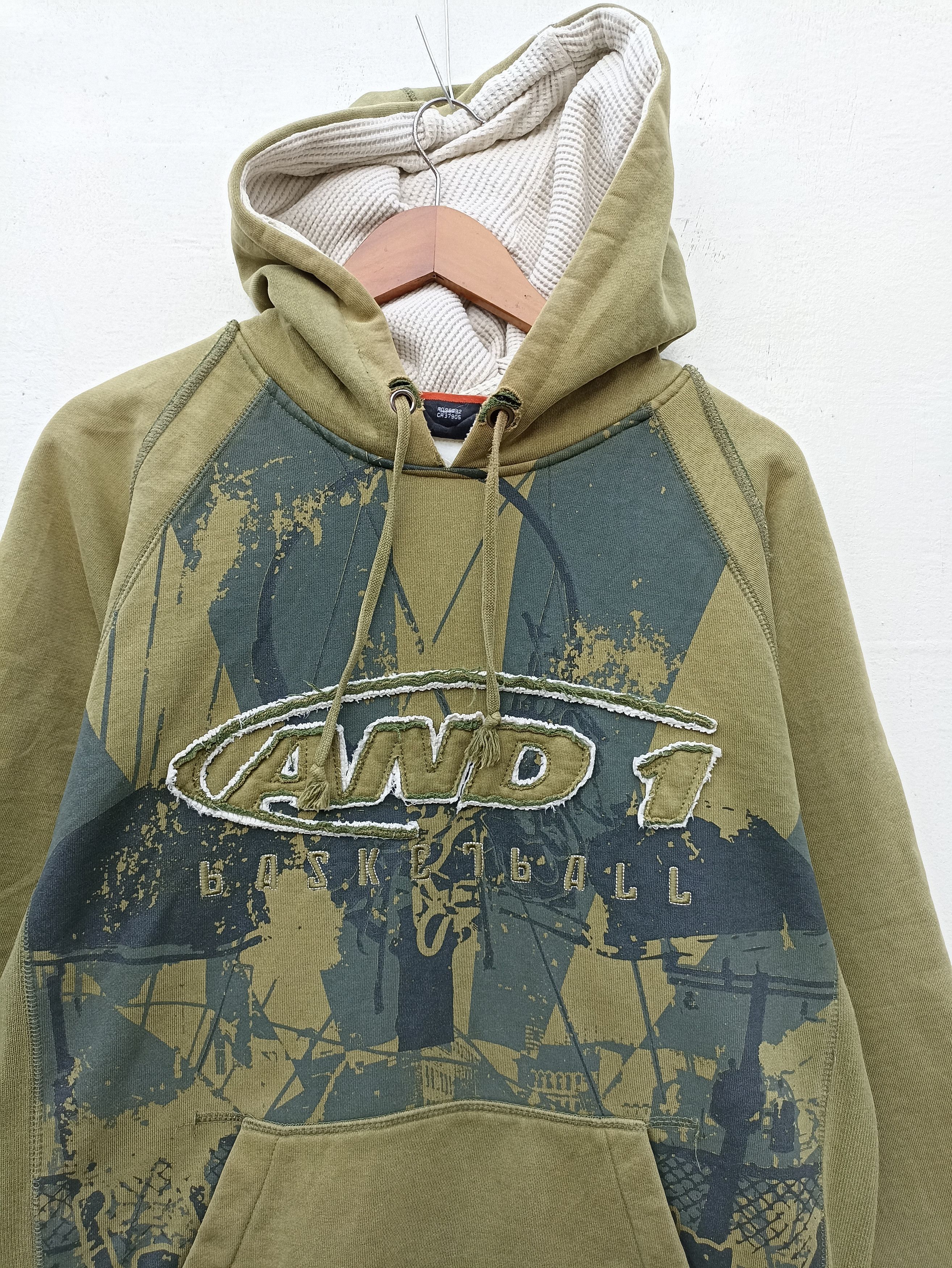 NBA 🔥 And 1 hoodies basketball Genuine Brand distressed Size US M / EU 48-50 / 2 - 2 Thumbnail