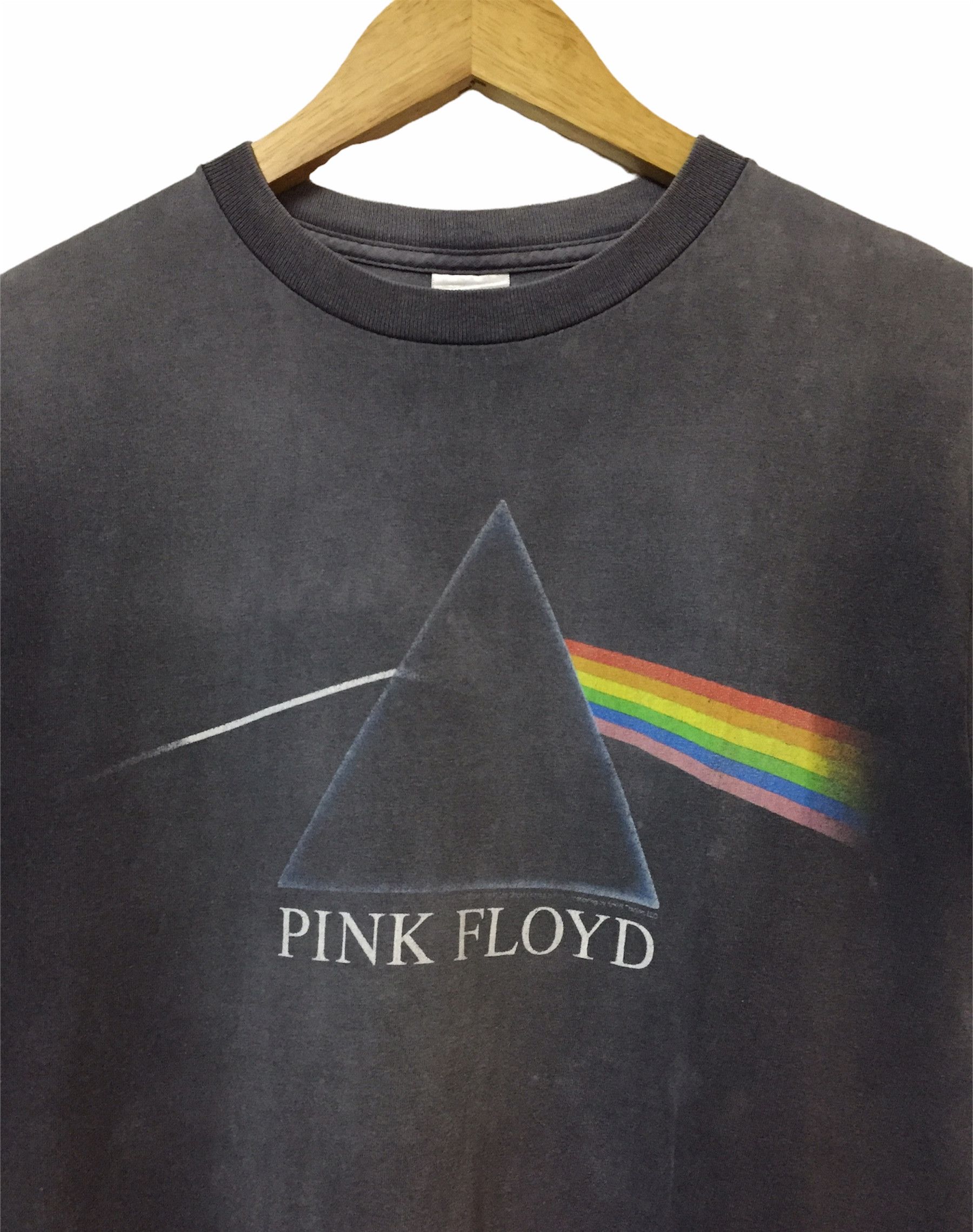 Band Tees × Vintage VINTAGE Y2K PINK FLOYD WORN ROCK BAND TSHIRT Size US M / EU 48-50 / 2 - 3 Thumbnail