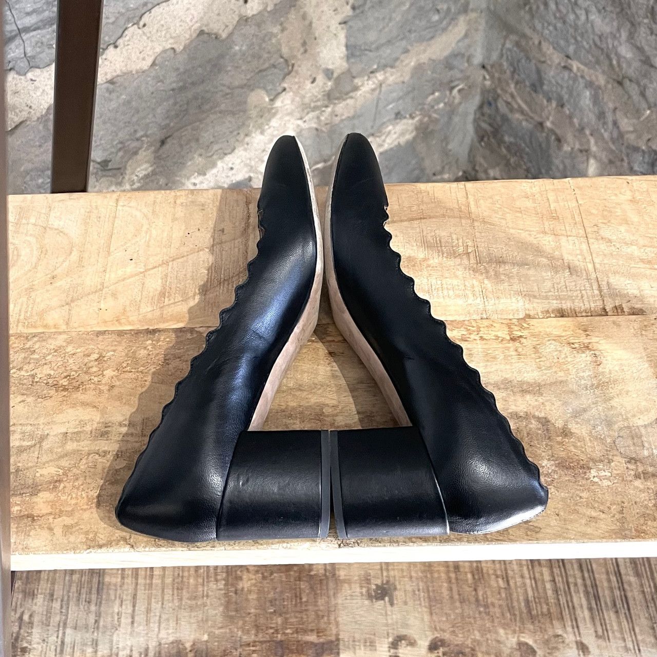 Chloé Black Leather Lauren Scallop Pumps