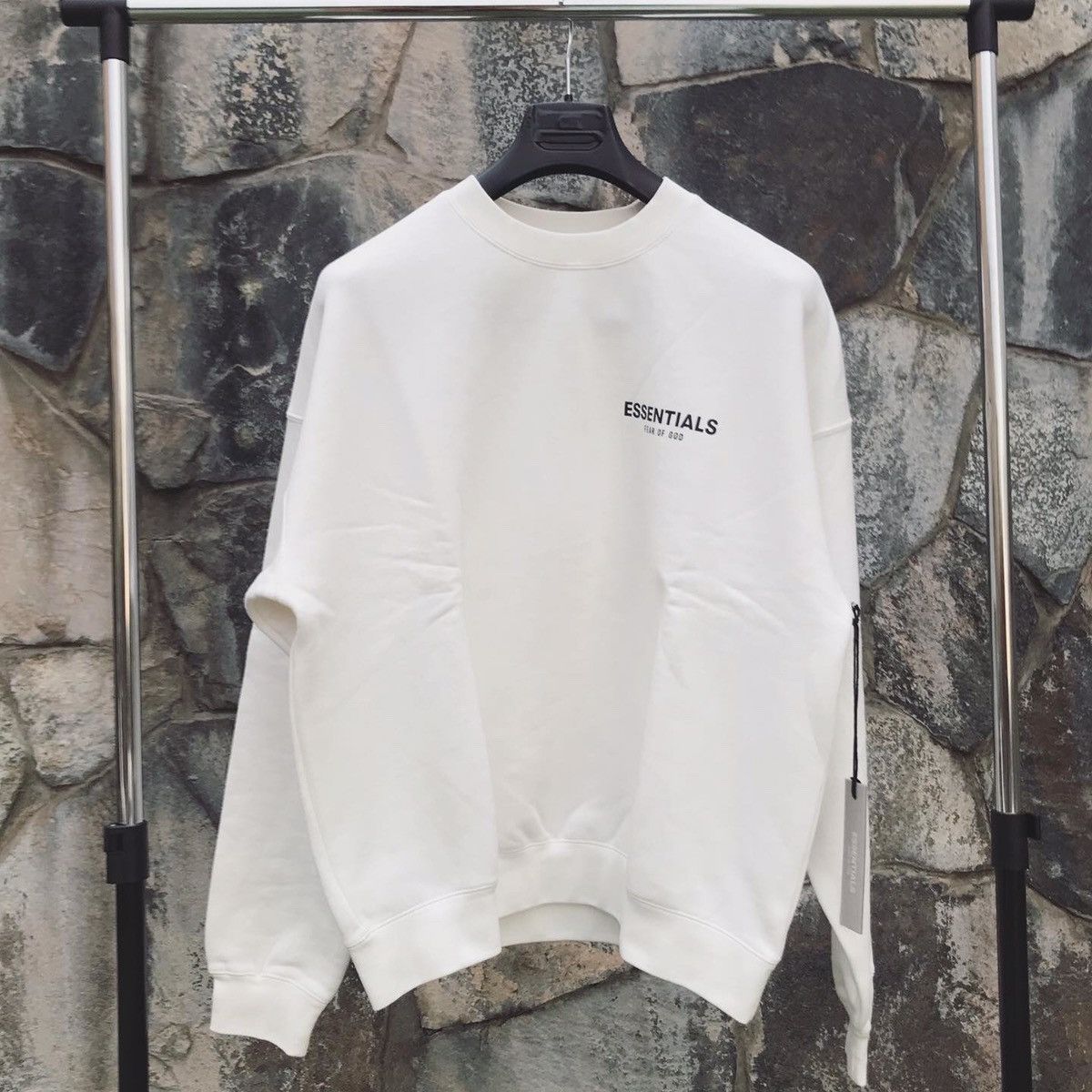 Essentials 2019 Fear of God Essentials Photo Crewneck White Size US XS / EU 42 / 0 - 3 Thumbnail