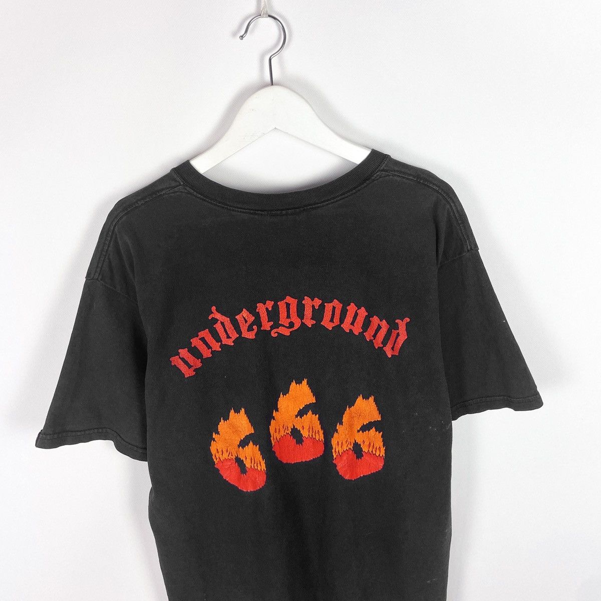 Vintage Vintage 90s Underground England 666 Devil Flame Rare tee Size US L / EU 52-54 / 3 - 4 Thumbnail