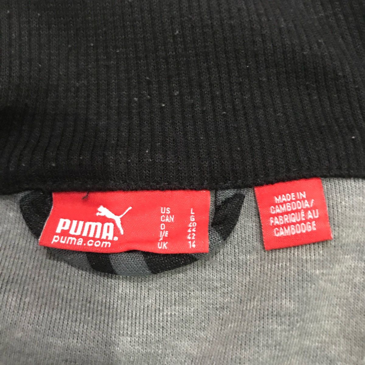 Puma PUMA Jacket Small Logo Fits Size S Size US S / EU 44-46 / 1 - 7 Thumbnail