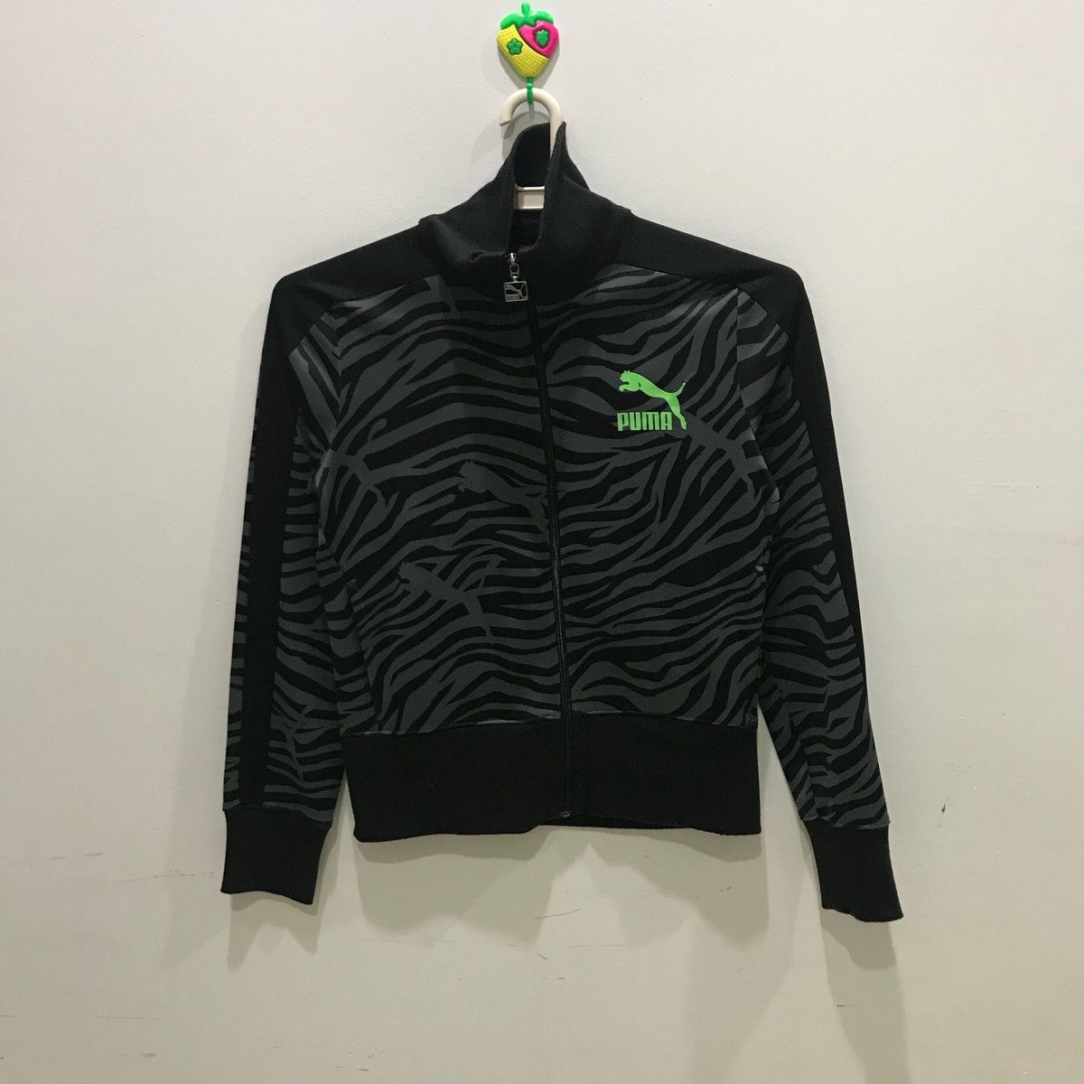 PUMA Jacket Small Logo Fits Size S
