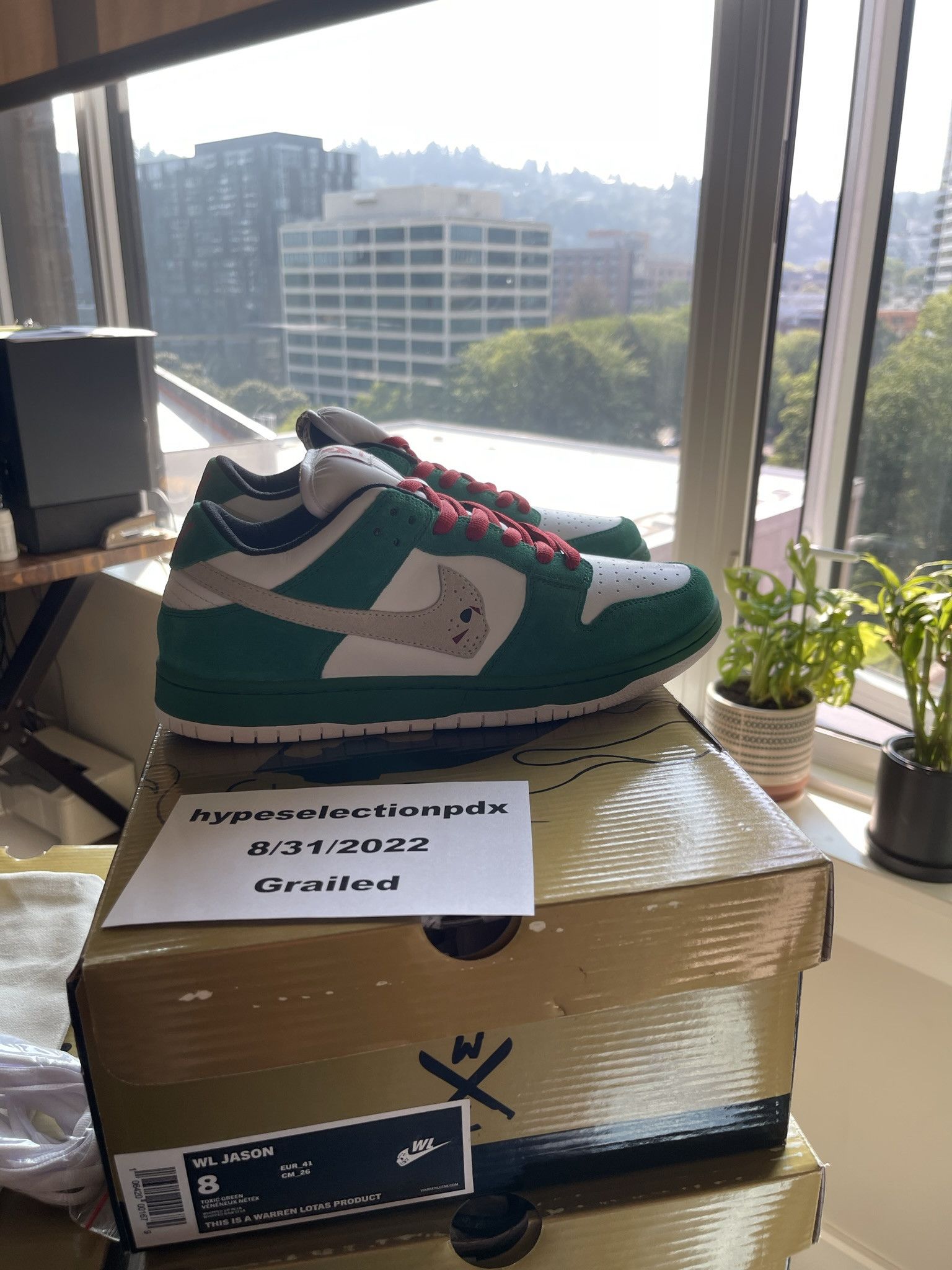 Warren Lotas Dunk Toxic Green Red White size