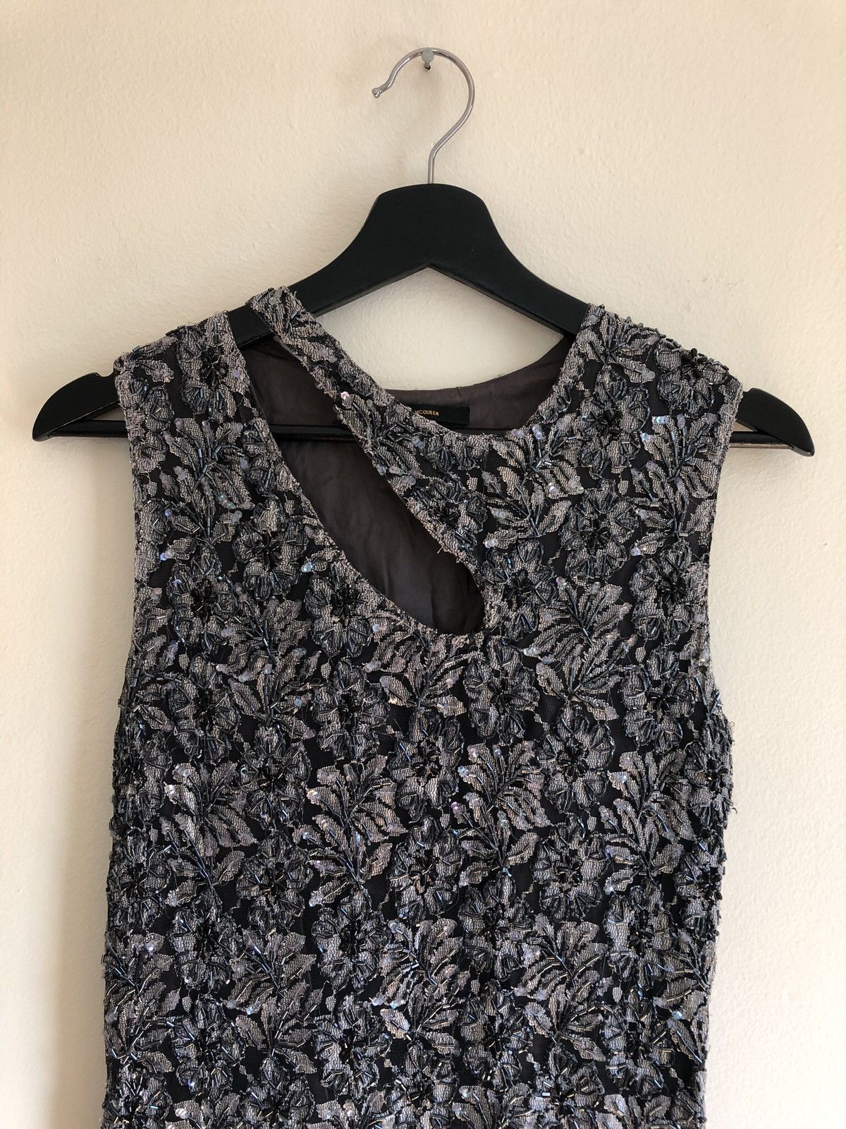 Alexander McQueen Alexander McQueen AW 1998 Beaded Dress Size M / US 6-8 / IT 42-44 - 2 Thumbnail