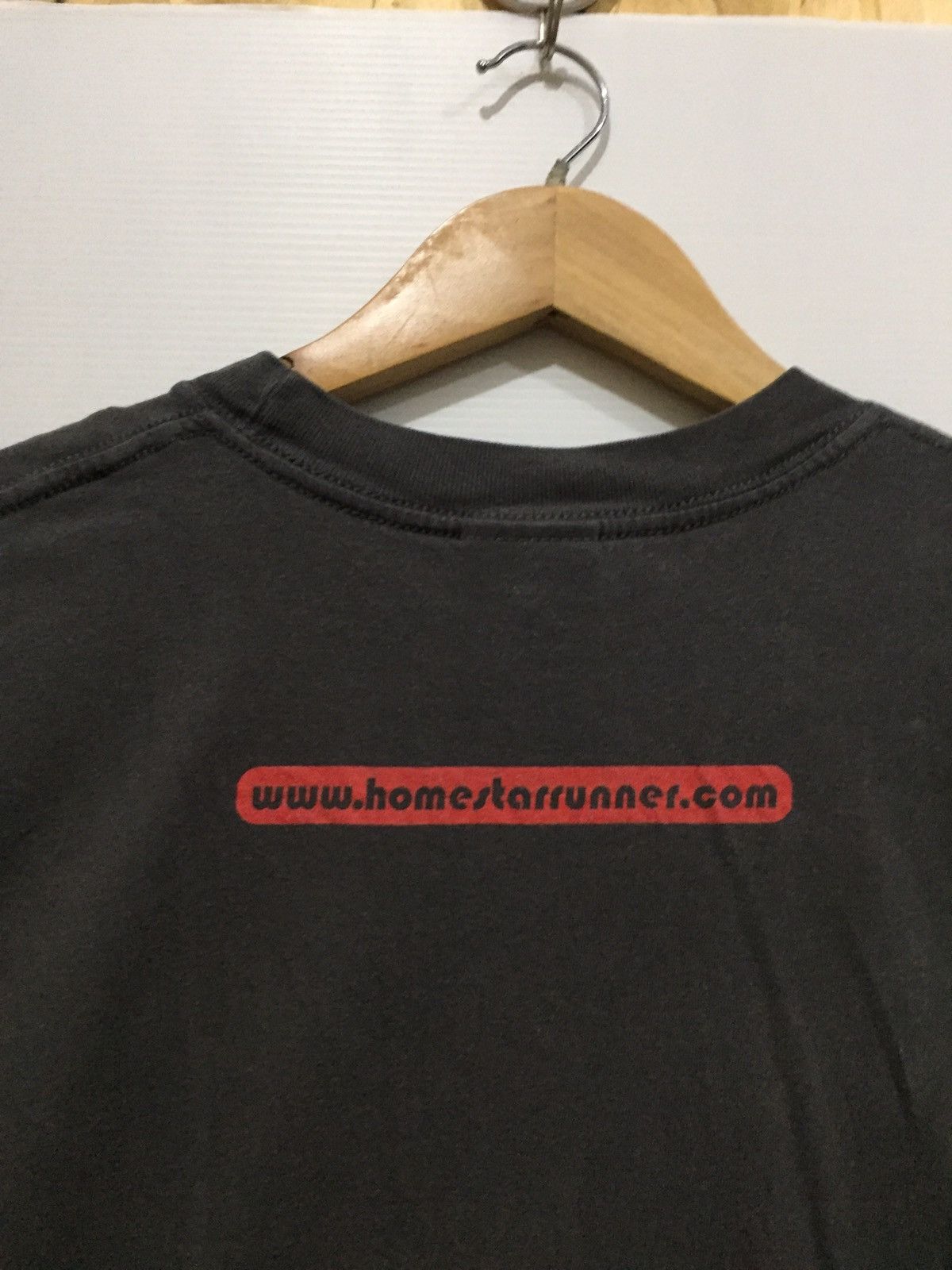 Vintage homestar runner Shirt / Hip Hop Style/ streetwear. Size US XL / EU 56 / 4 - 11 Thumbnail