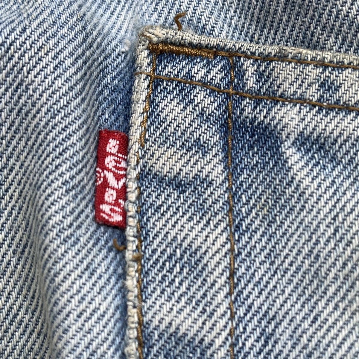 Levi's Vintage Clothing Ripped Levis 501 Vintage 1993 Straight Cut Made In USA Size US 32 / EU 48 - 18 Thumbnail