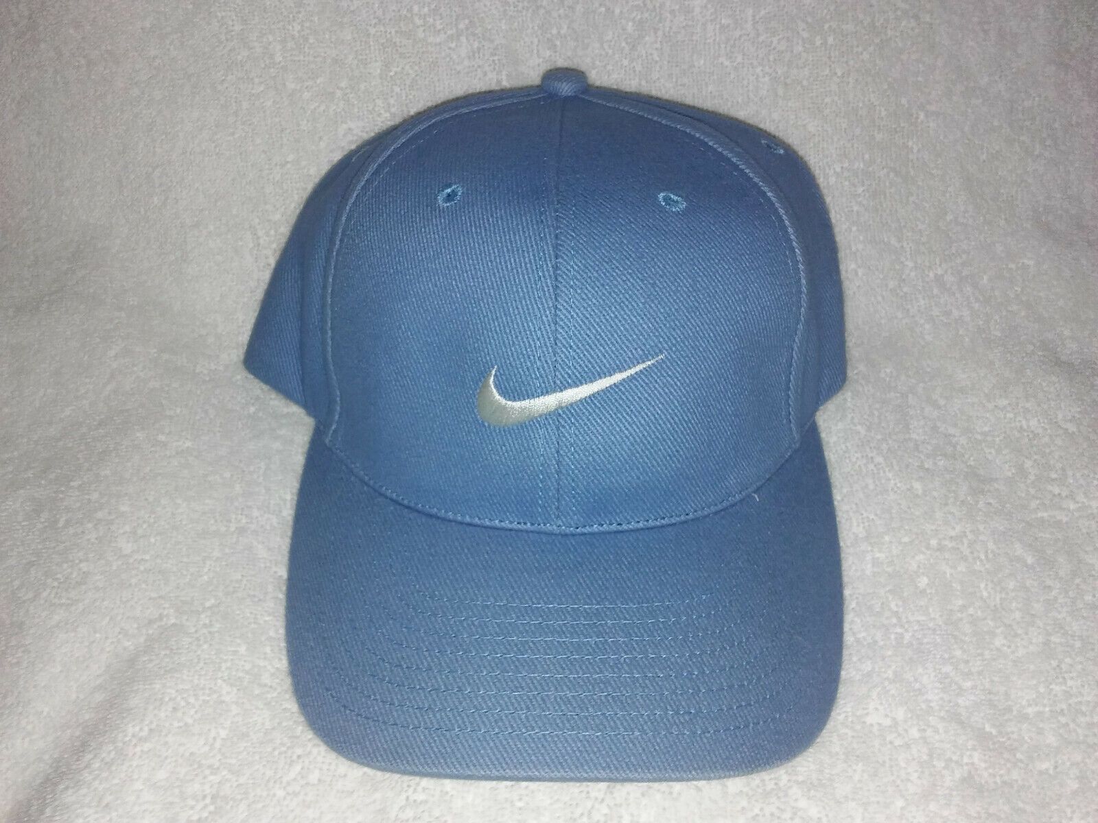 Nike Blue Hat White Nike Swoosh Size ONE SIZE - 1 Thumbnail