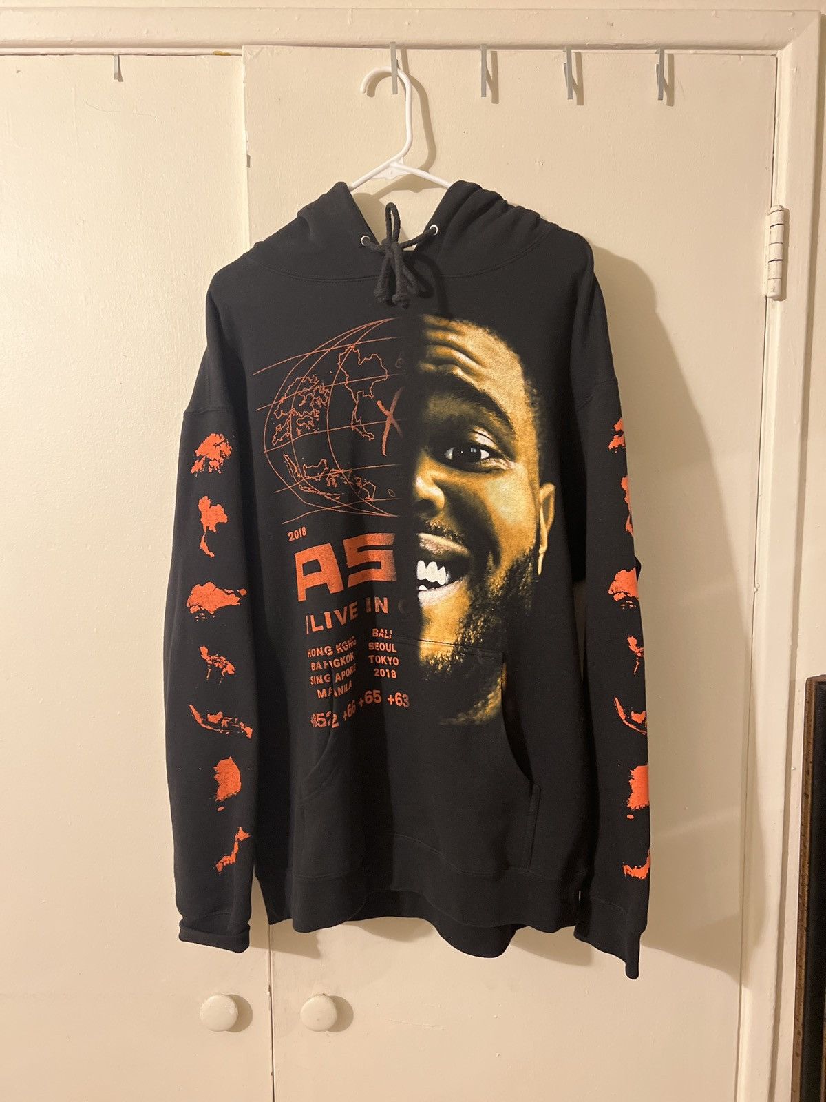 The Weeknd The weeknd Asia Tour Hoodie | Grailed