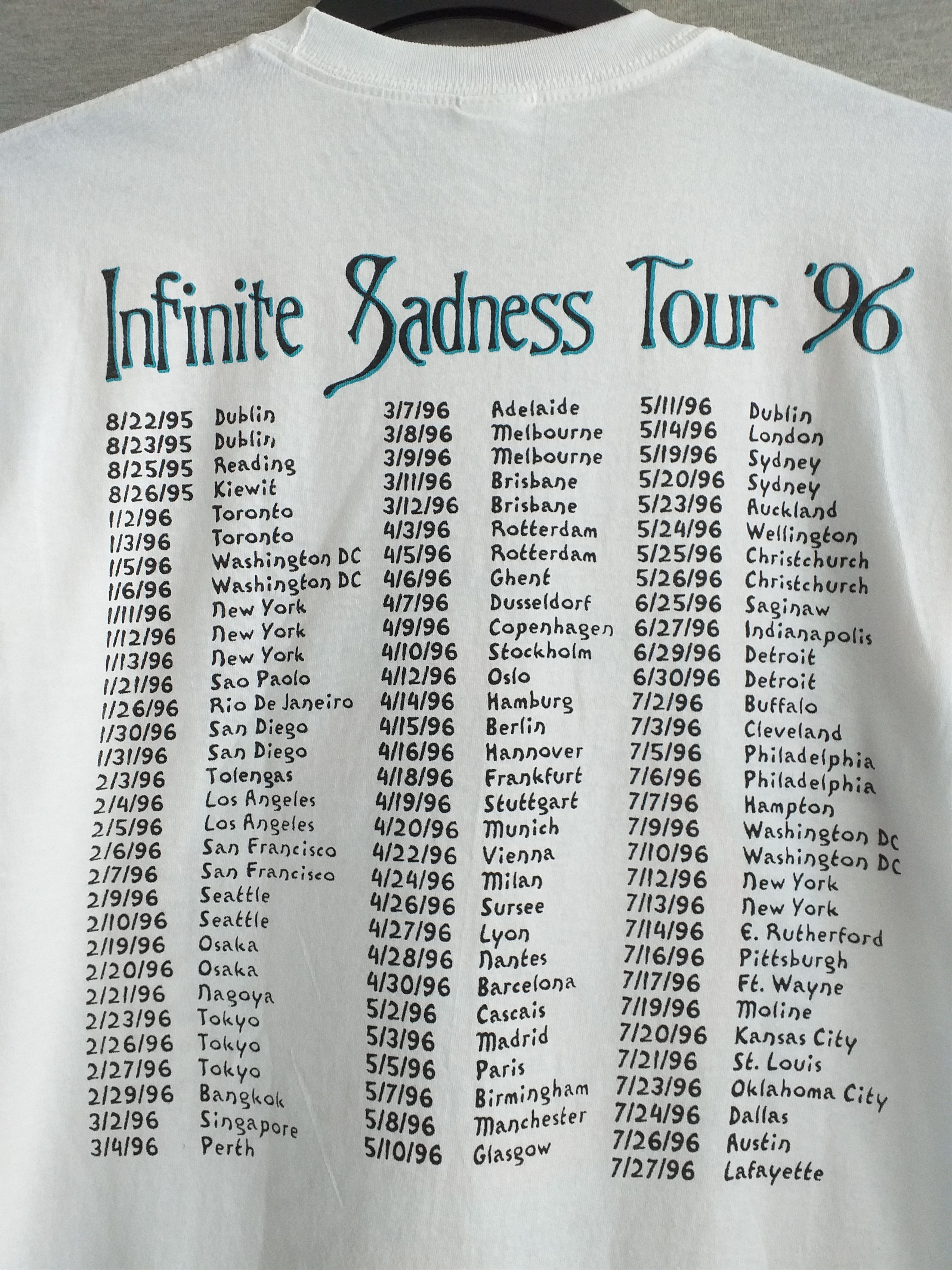 Band Tees The Smashing pumpkins Infinite Sadness Tour Reprint T Shirt Size US L / EU 52-54 / 3 - 3 Thumbnail