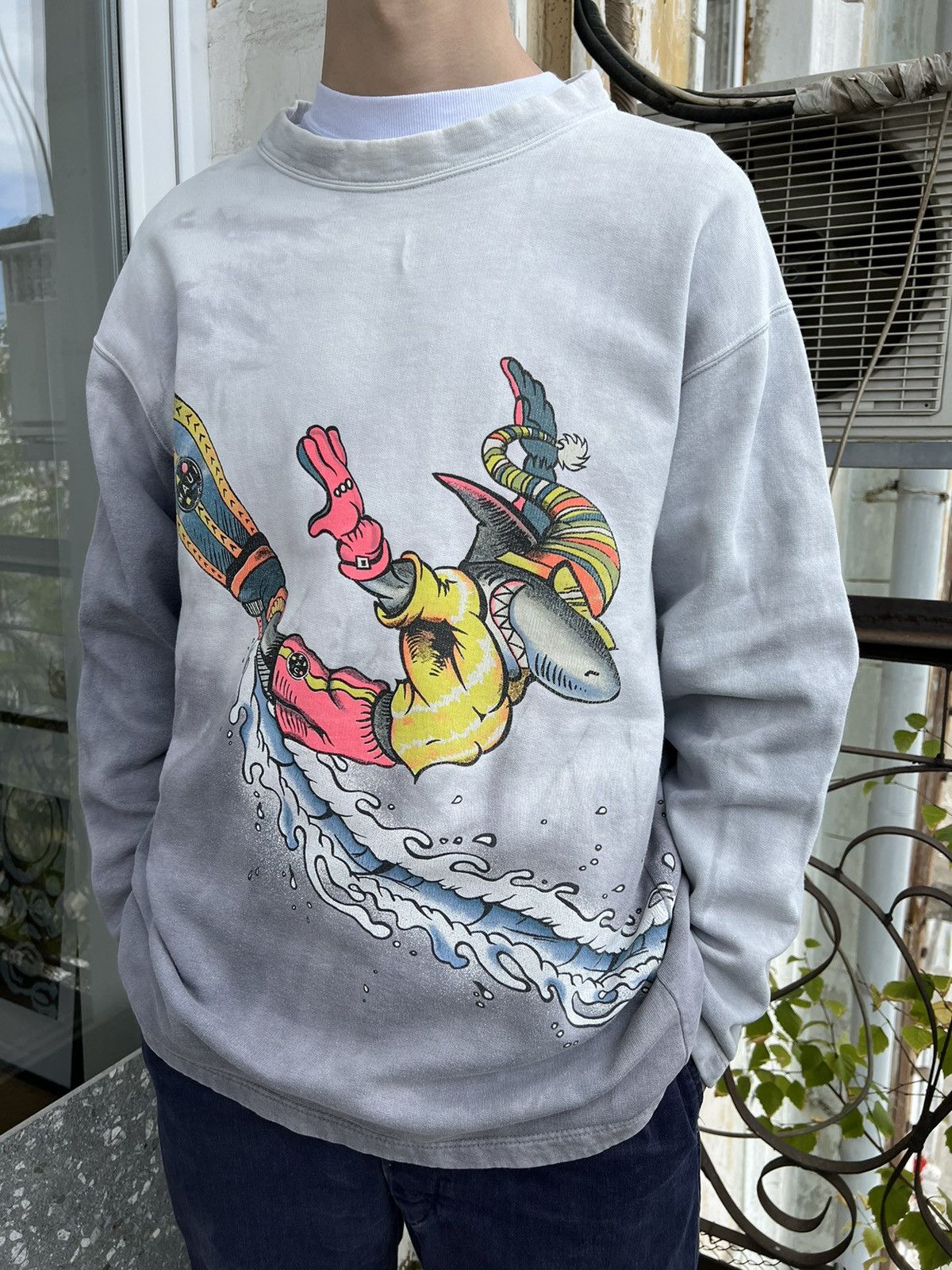 Maui and Sons × Vintage 90s Vintage Maui and Sons Surf King Shark Man Sweatshirt Size US M / EU 48-50 / 2 - 14 Thumbnail