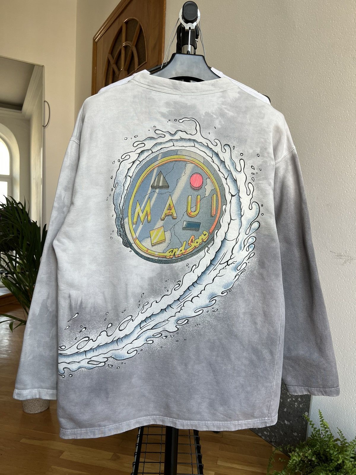 Maui and Sons × Vintage 90s Vintage Maui and Sons Surf King Shark Man Sweatshirt Size US M / EU 48-50 / 2 - 3 Thumbnail