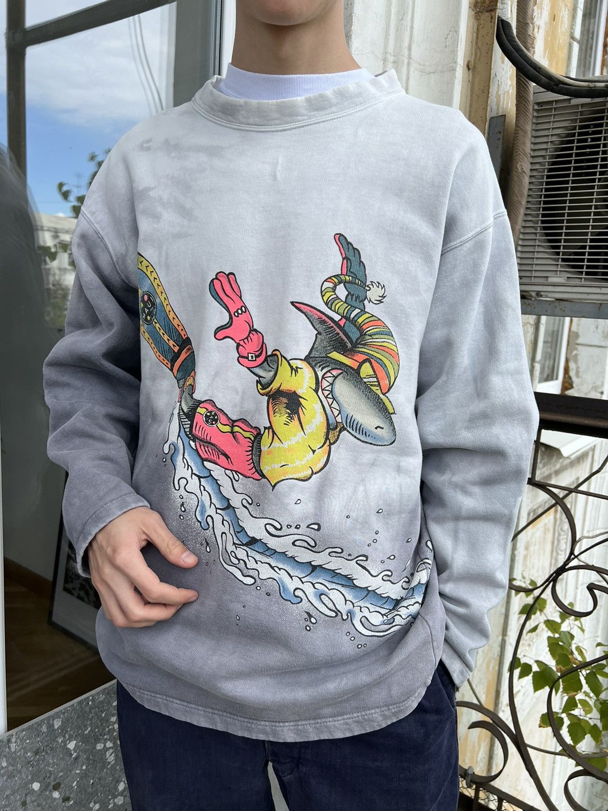 Maui and Sons × Vintage 90s Vintage Maui and Sons Surf King Shark Man Sweatshirt Size US M / EU 48-50 / 2 - 16 Thumbnail