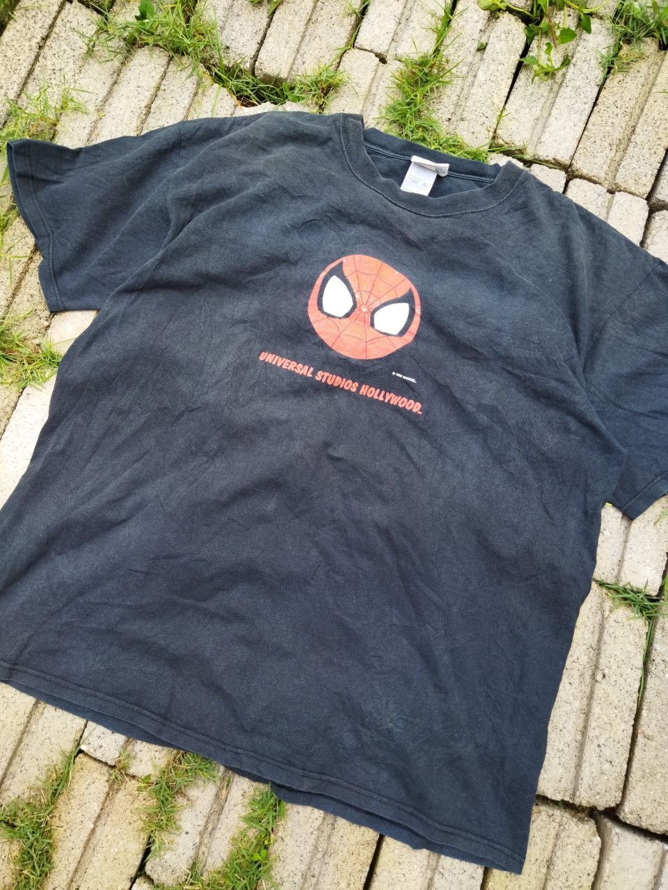 Universal Studios Vintage Spiderman Marvel 1999 Tee Size US XL / EU 56 / 4 - 2 Thumbnail