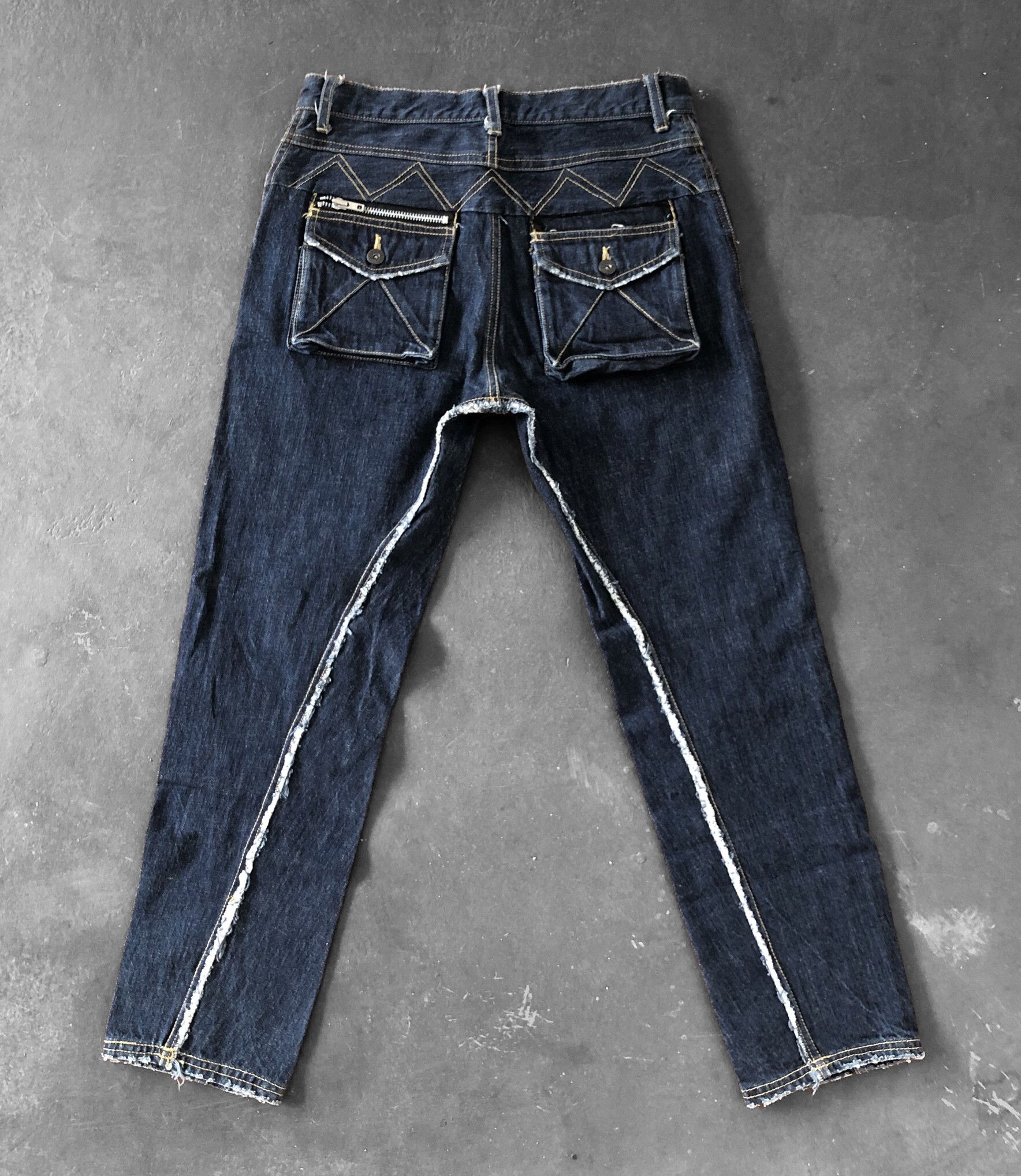 Japanese Brand CANDY STRIPPER SASHIKO BORO RIPPED INDIGO JEANS Size US 31 - 2 Thumbnail