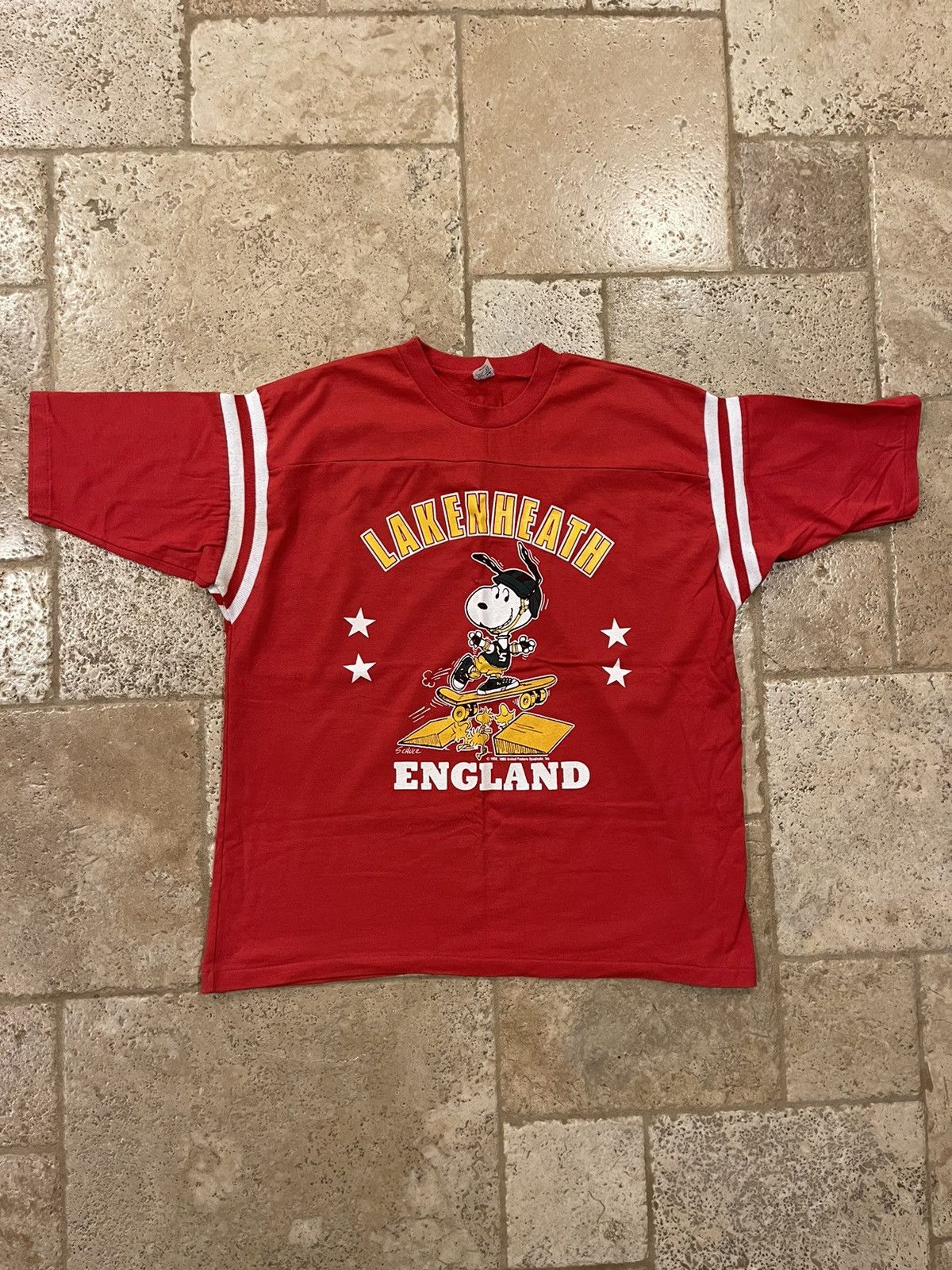 Vintage Peanuts Snoopy 60s England Boue Football T-shirt