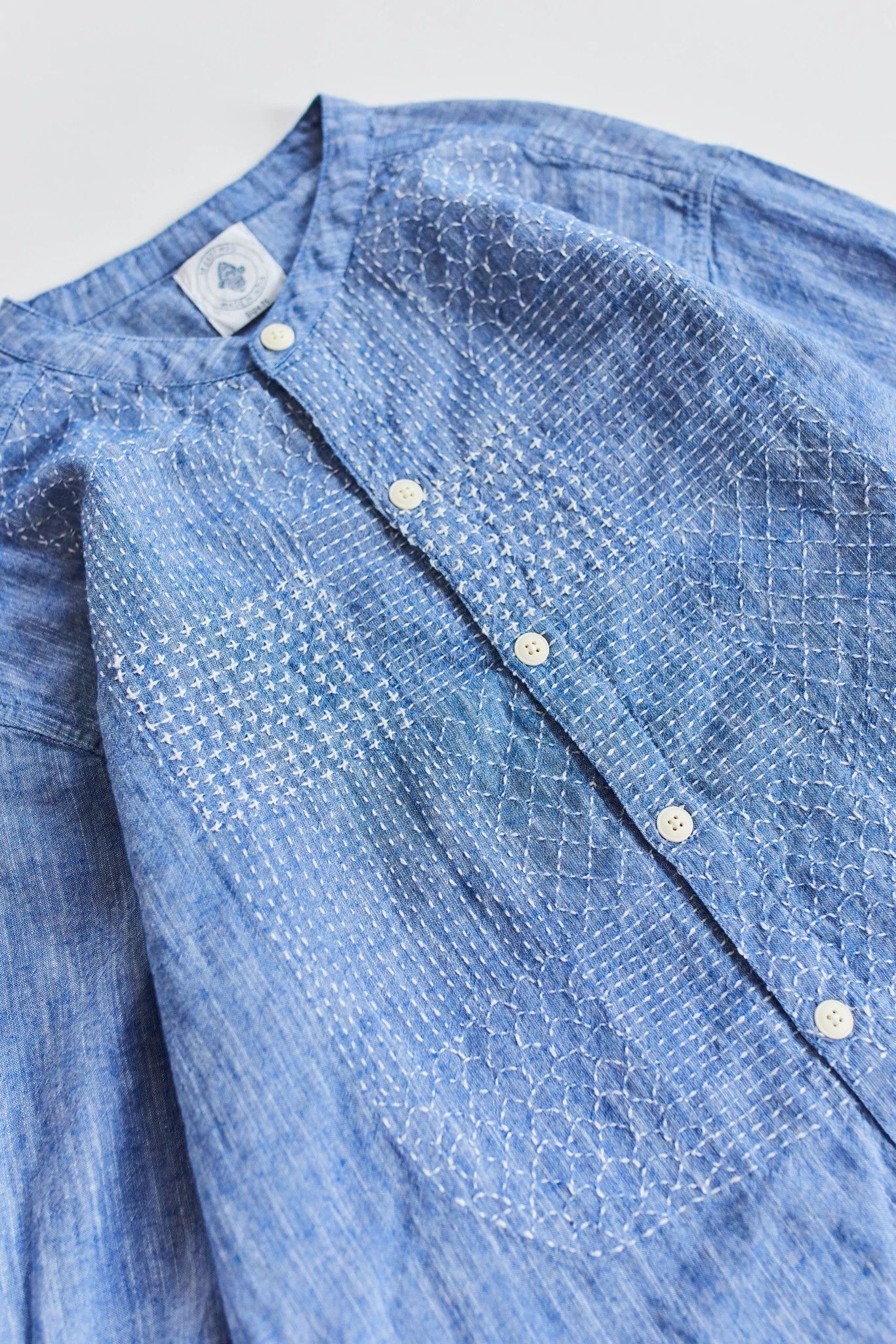 18 East Guardi Band Collar Shirt - Patchwork Kantha Indigo Chambray Size US XS / EU 42 / 0 - 2 Thumbnail
