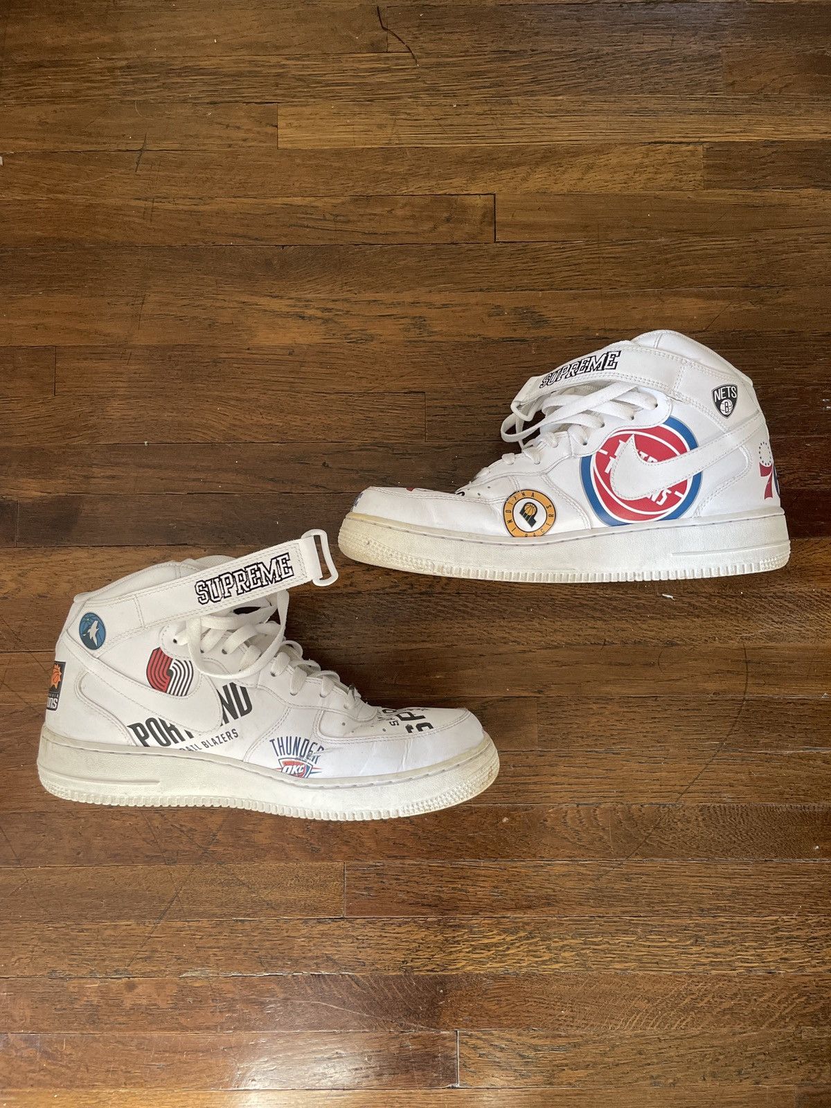 Nike Shoe Nike Supreme Blazer NIKE SUPREME X SB BLAZER LOW GT