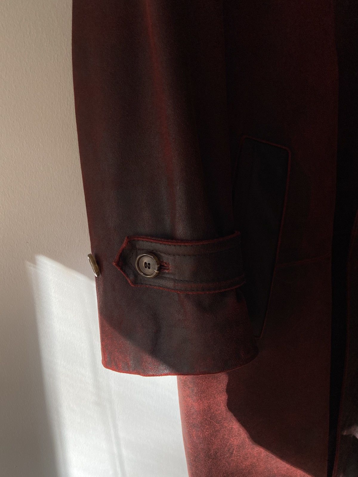 Ann Demeulemeester Ann Demeulemeester F/W01 Distressed Red Leather Coat Size US L / EU 52-54 / 3 - 5 Thumbnail