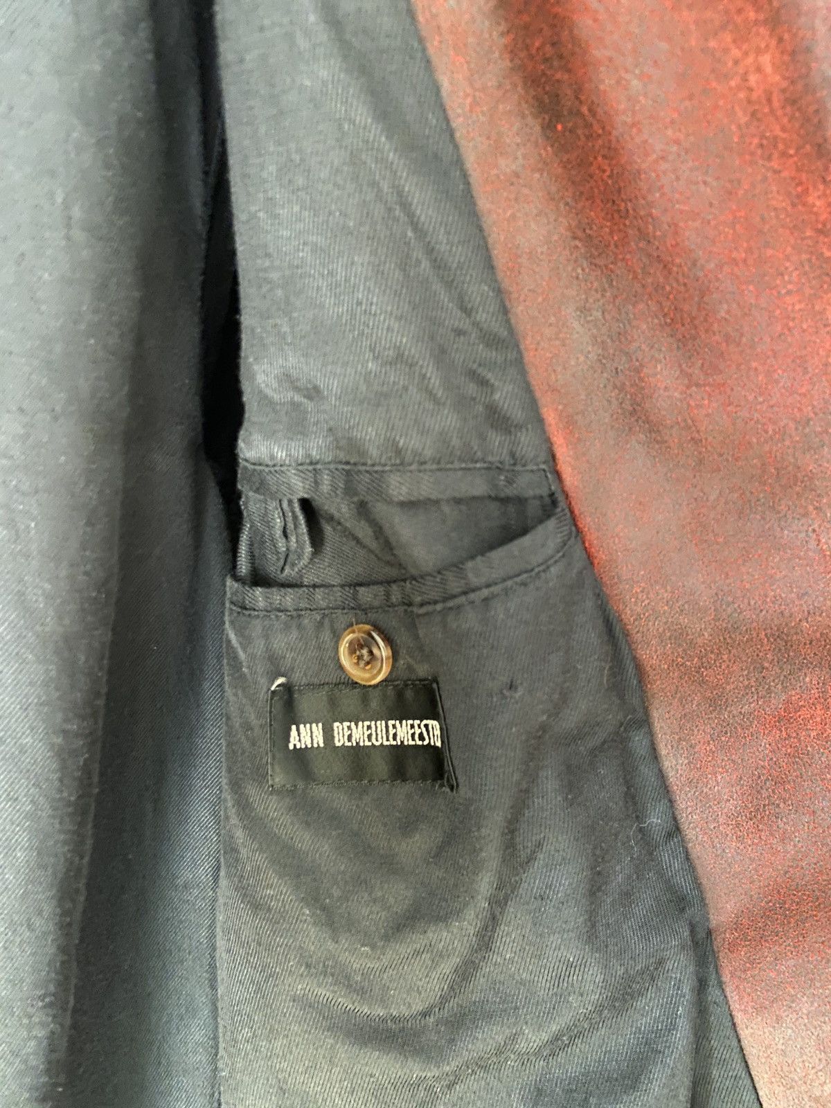 Ann Demeulemeester Ann Demeulemeester F/W01 Distressed Red Leather Coat Size US L / EU 52-54 / 3 - 10 Thumbnail