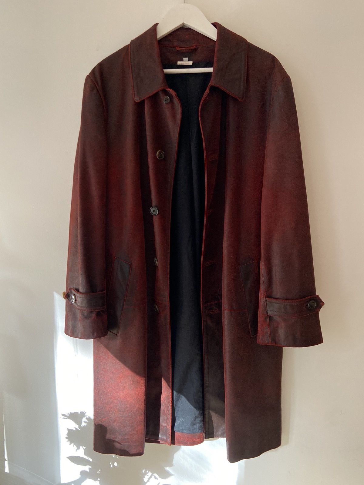 Ann Demeulemeester Ann Demeulemeester F/W01 Distressed Red Leather Coat Size US L / EU 52-54 / 3 - 1 Thumbnail
