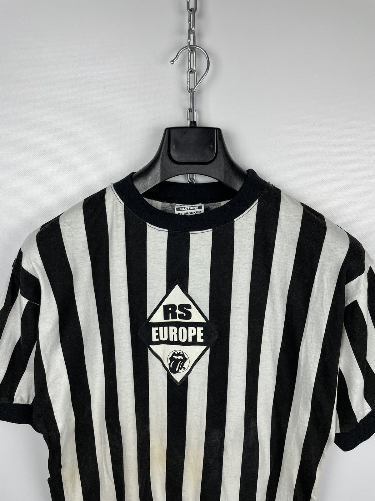 Band Tees × Vintage Vintage 90s The Rolling Stones Europe Tour Striped Band Tee Size US M / EU 48-50 / 2 - 4 Thumbnail