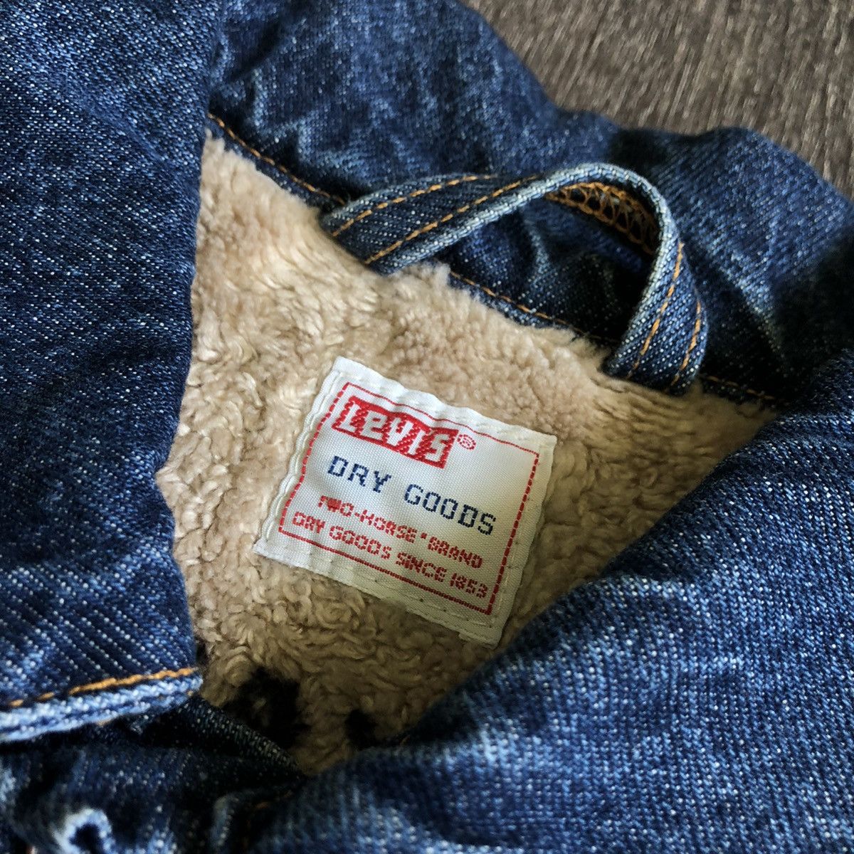 Levi's Vintage 90s Levis Dry Goods Sherpa Lined Trucker Jean Jacket Size US XL / EU 56 / 4 - 5 Thumbnail
