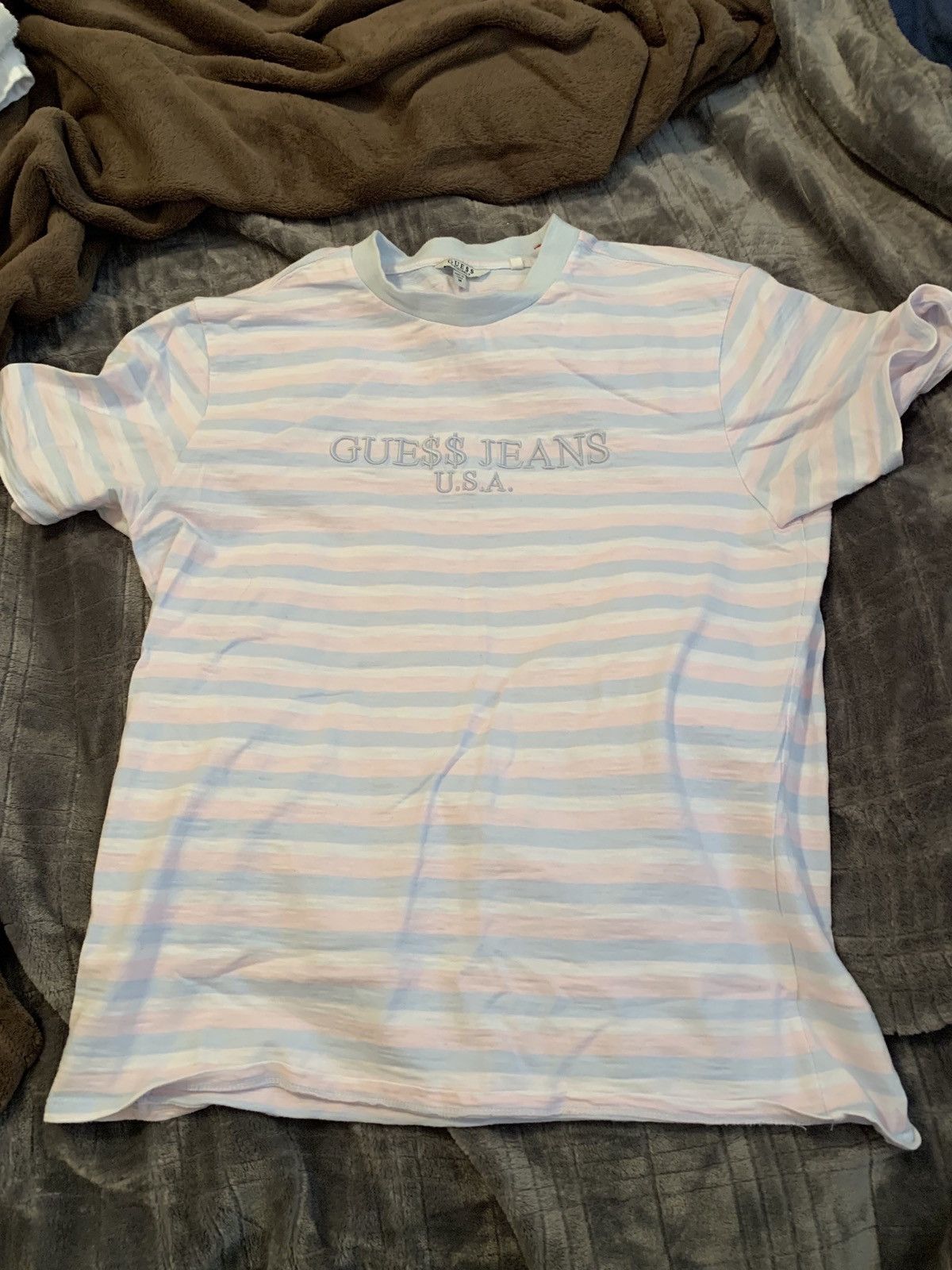 Cotton candy guess shirt deals