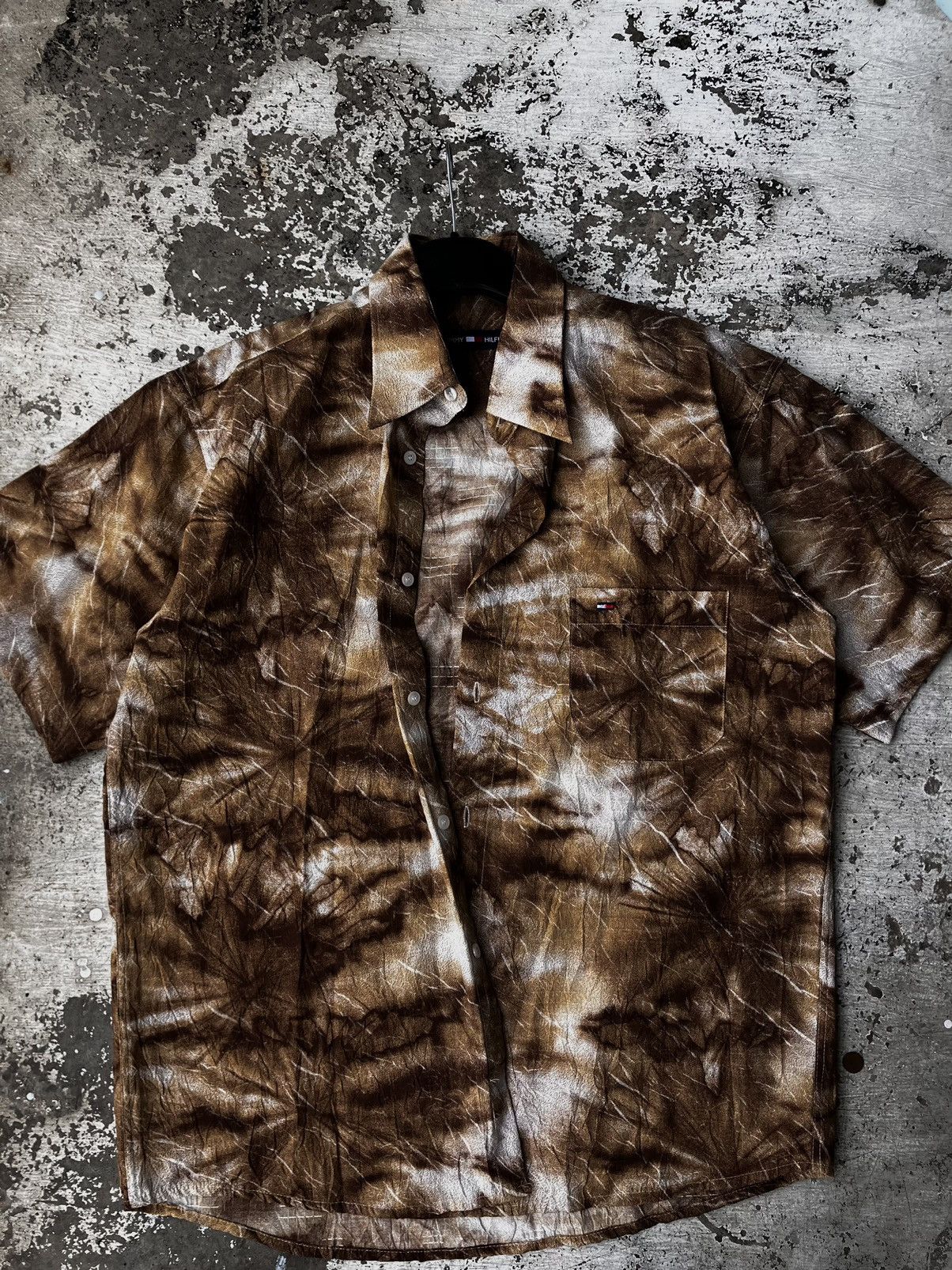 Tommy Hilfiger × Vintage Tommy Hilfiger Vintage Coffee Tir Dye Shirt Size US M / EU 48-50 / 2 - 4 Thumbnail