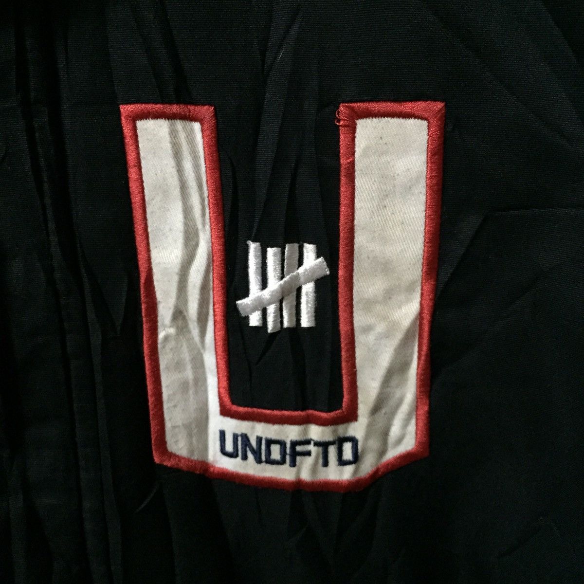 Japanese Brand × Undefeated Vintage Undefeated Bomber Jacket Official Product Size US M / EU 48-50 / 2 - 4 Thumbnail