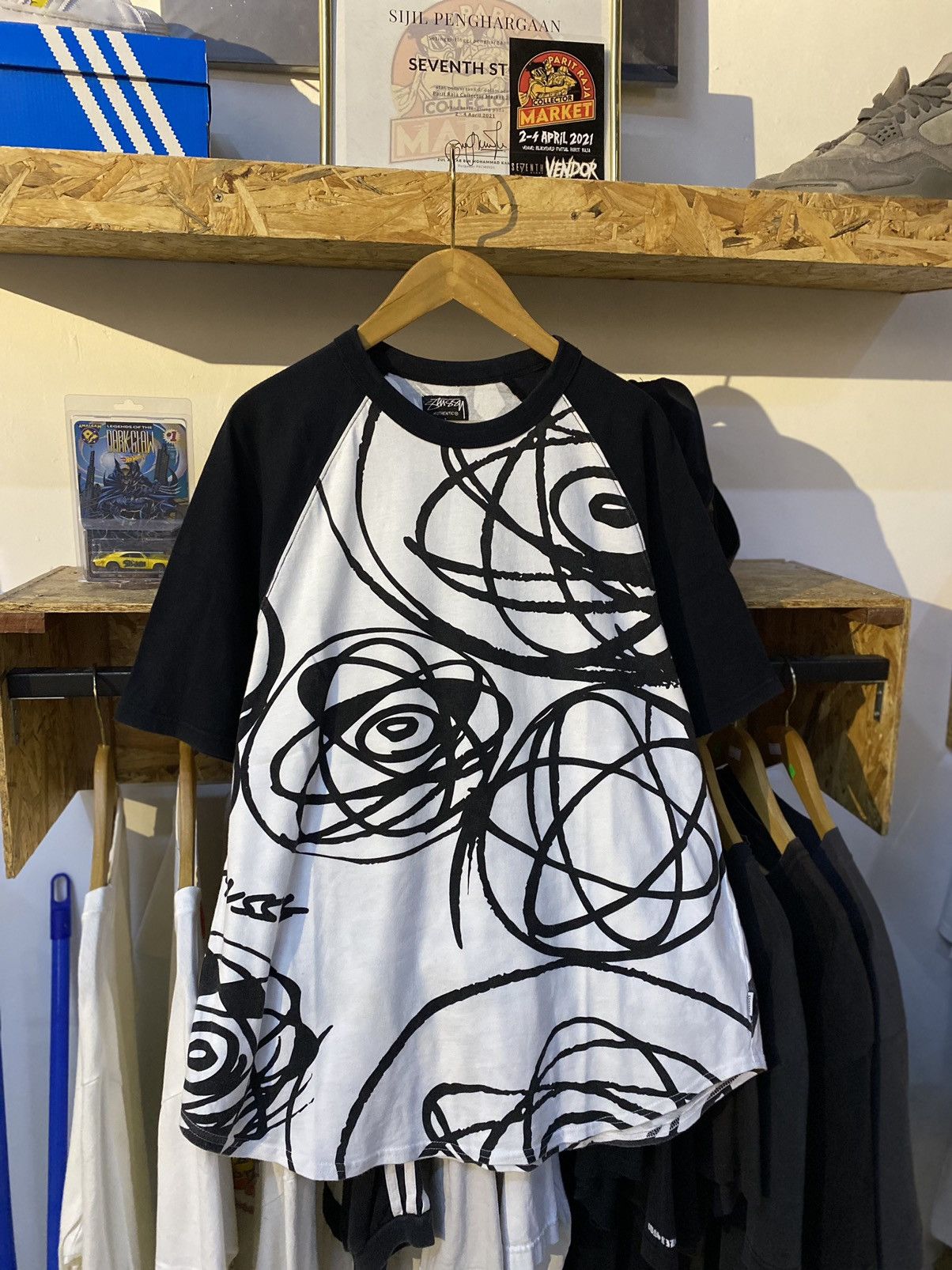 【希少】STÜSSY × FUTURA コラボTシャツ 00s STUSSY × FUTURA/World Tour print Tee/L/ワールドツアー