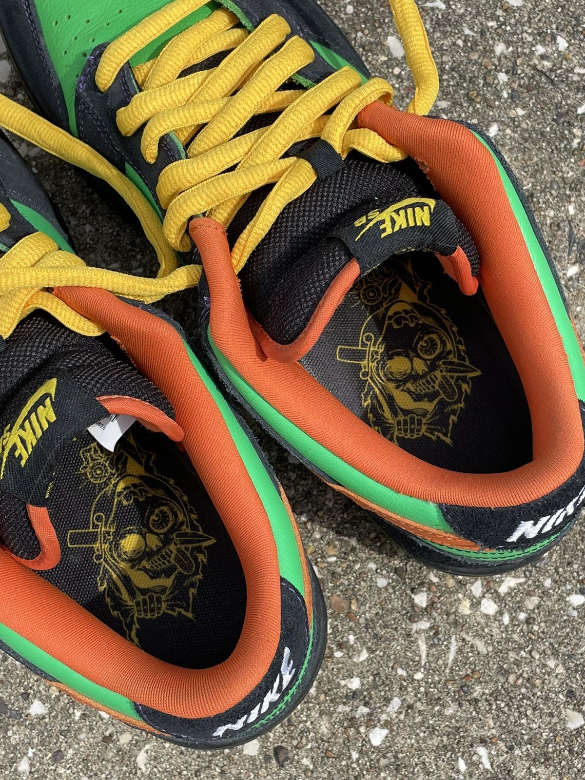 Nike Dunk Low Green Spark/Hoop Orange Size US 10 / EU 43 - 10 Thumbnail