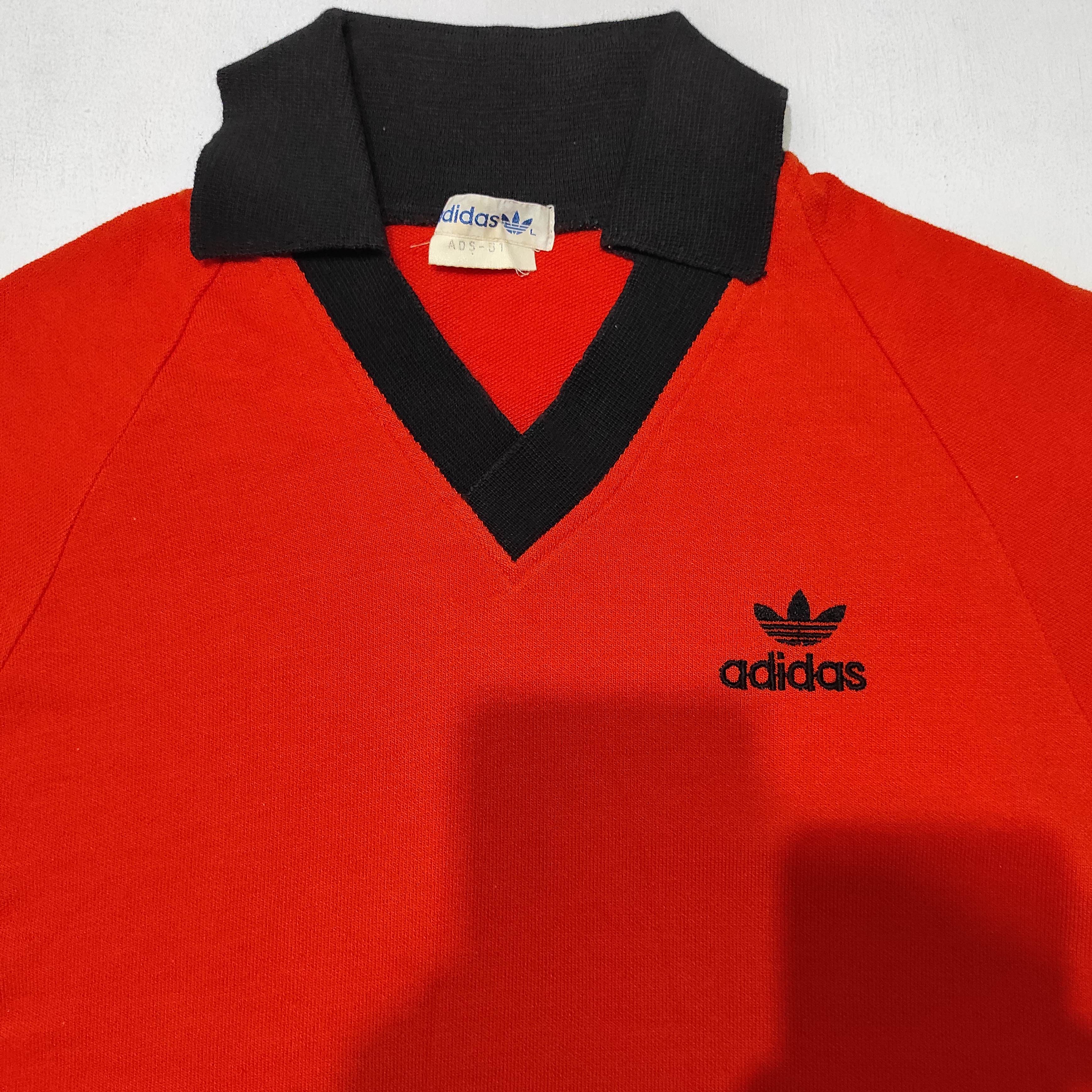 Adidas Vintage 80's Adidas Sharp Collar Sportswear Size US S / EU 44-46 / 1 - 3 Thumbnail