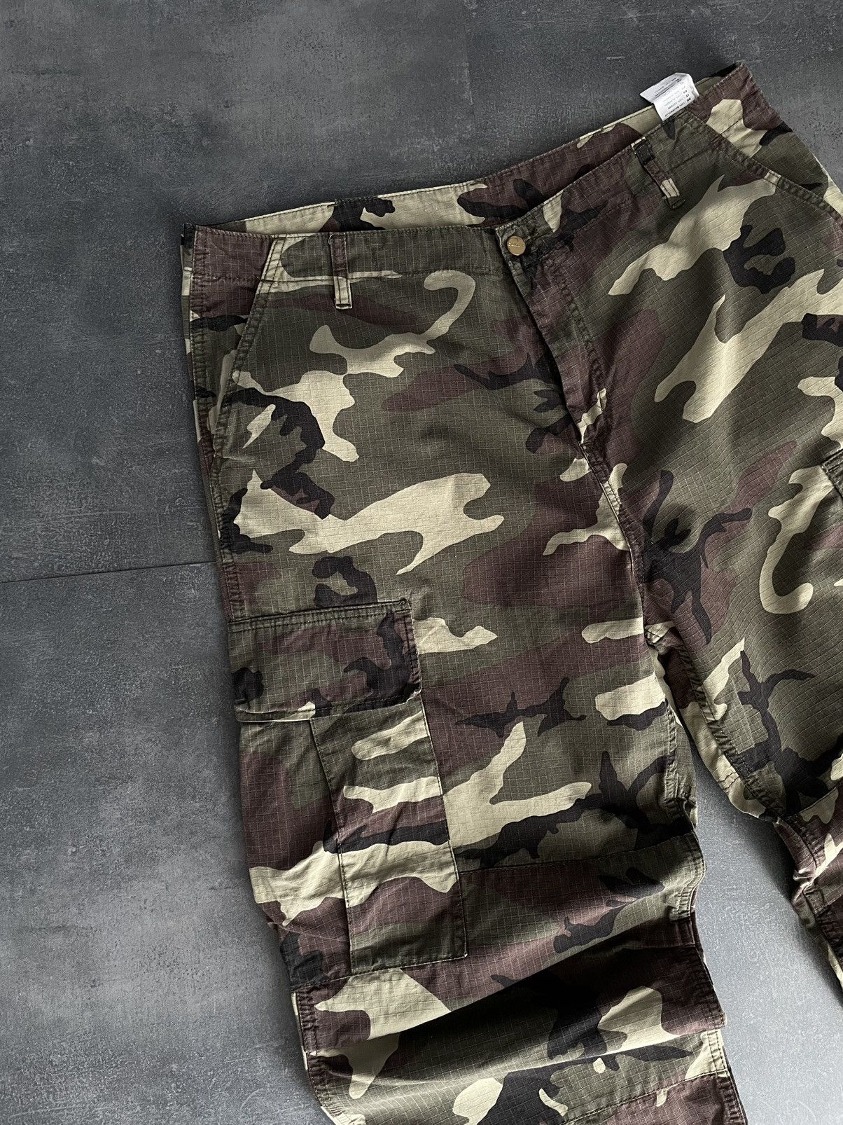Carhartt Vintage Carhartt Camo Military Cargo Pants Joggers Size 38 Size US 38 / EU 54 - 5 Thumbnail