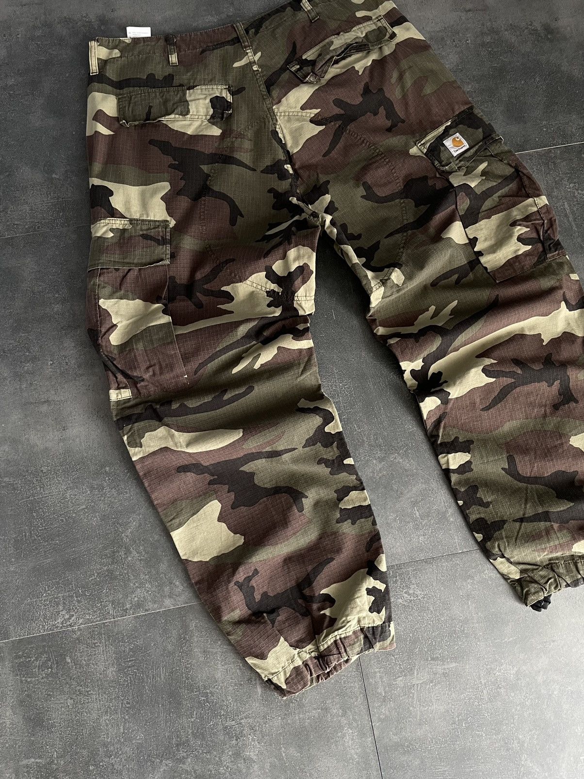 Carhartt Vintage Carhartt Camo Military Cargo Pants Joggers Size 38 Size US 38 / EU 54 - 13 Thumbnail