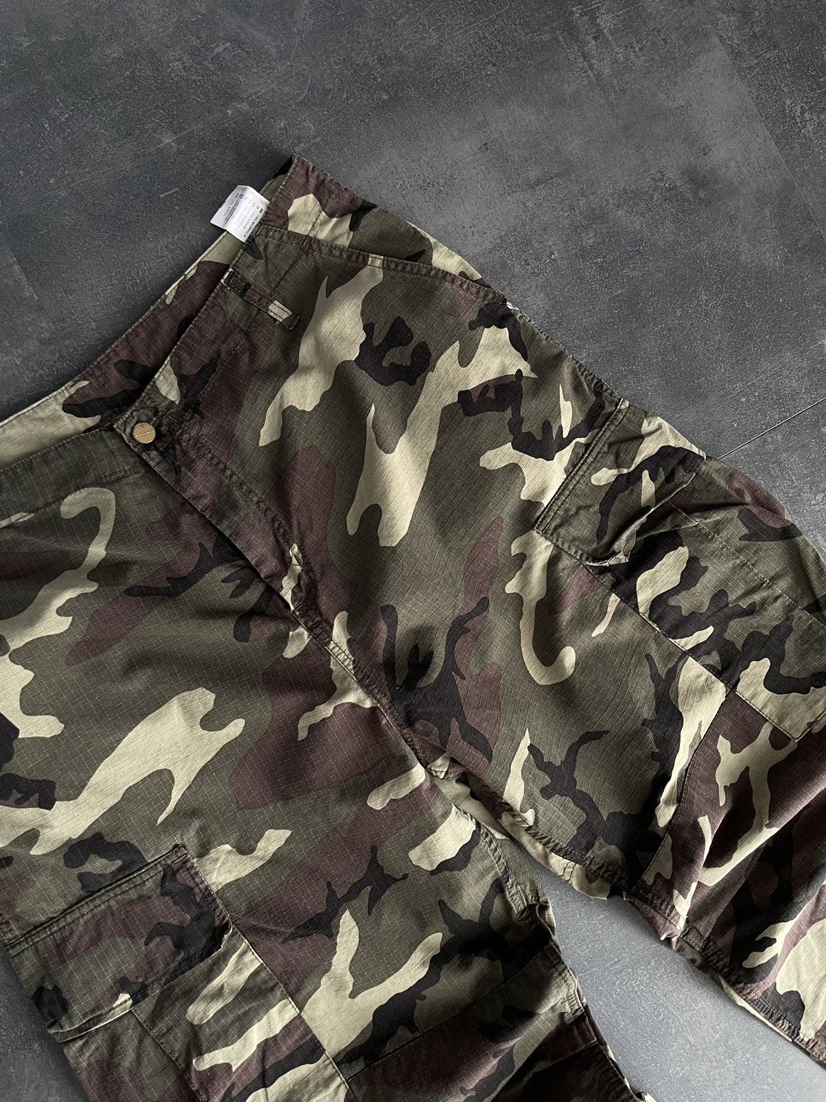 Carhartt Vintage Carhartt Camo Military Cargo Pants Joggers Size 38 Size US 38 / EU 54 - 6 Thumbnail