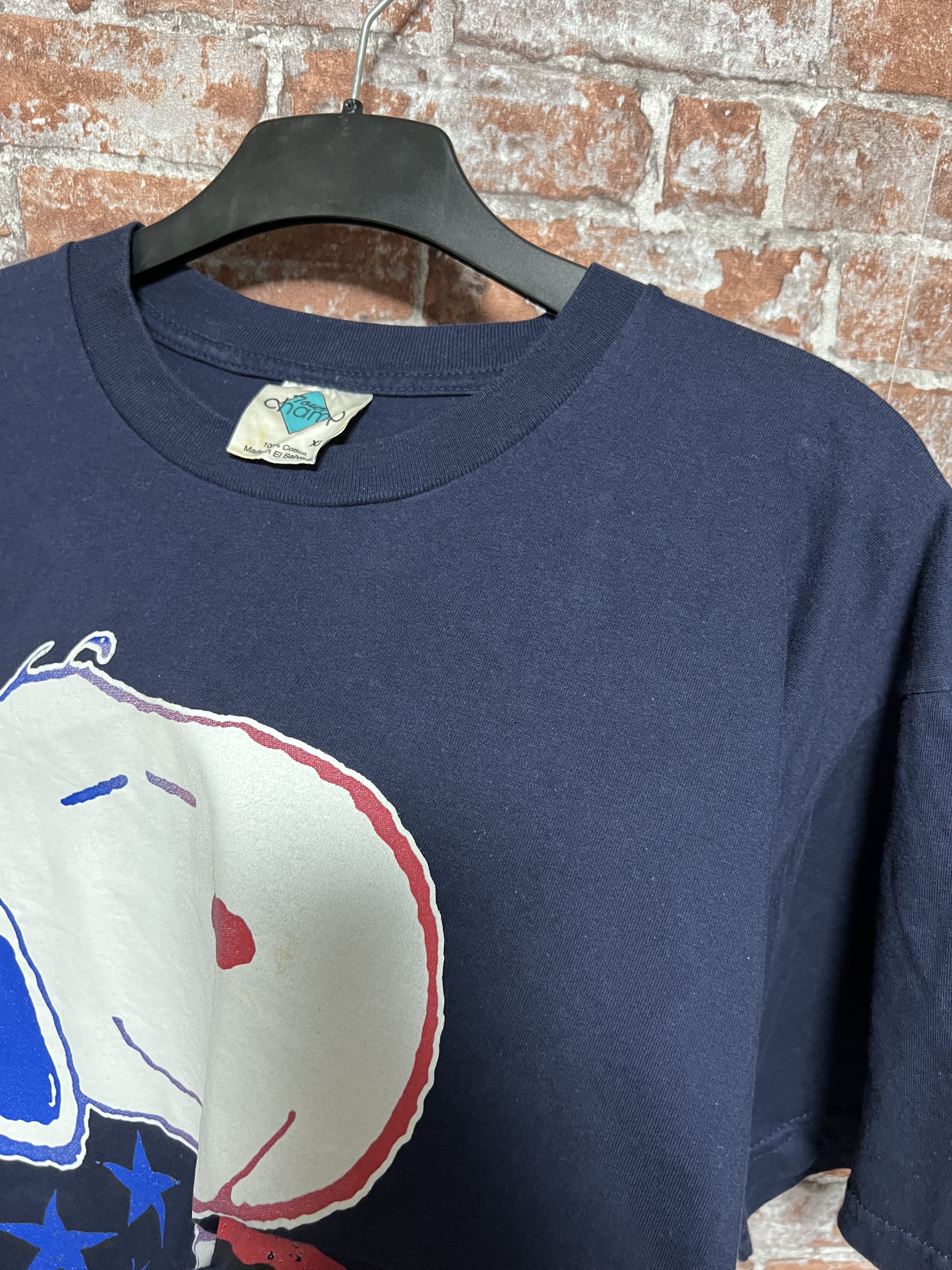 Cartoon Network Vintage 90s Peanuts Snoopy USA Cartoon T-shirt Size US XL / EU 56 / 4 - 14 Thumbnail