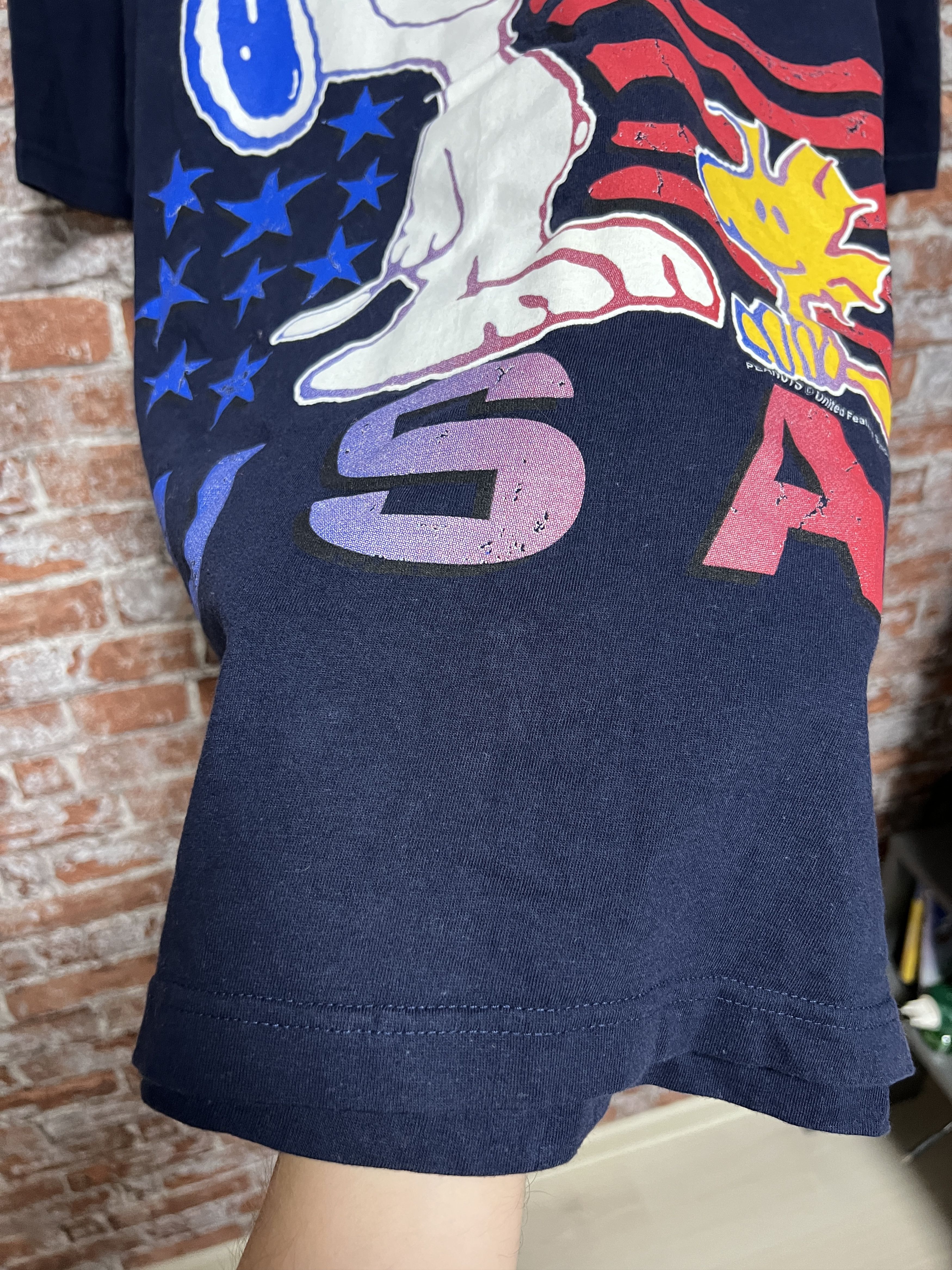 Cartoon Network Vintage 90s Peanuts Snoopy USA Cartoon T-shirt Size US XL / EU 56 / 4 - 12 Thumbnail