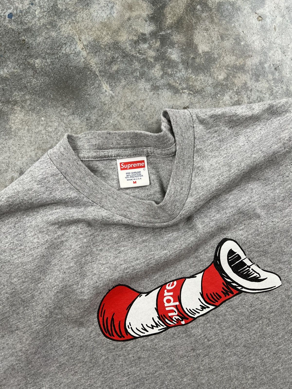 Supreme Supreme Cat in the Hat Tee Heather Grey Medium FW18 ❄️ Size US M / EU 48-50 / 2 - 4 Thumbnail