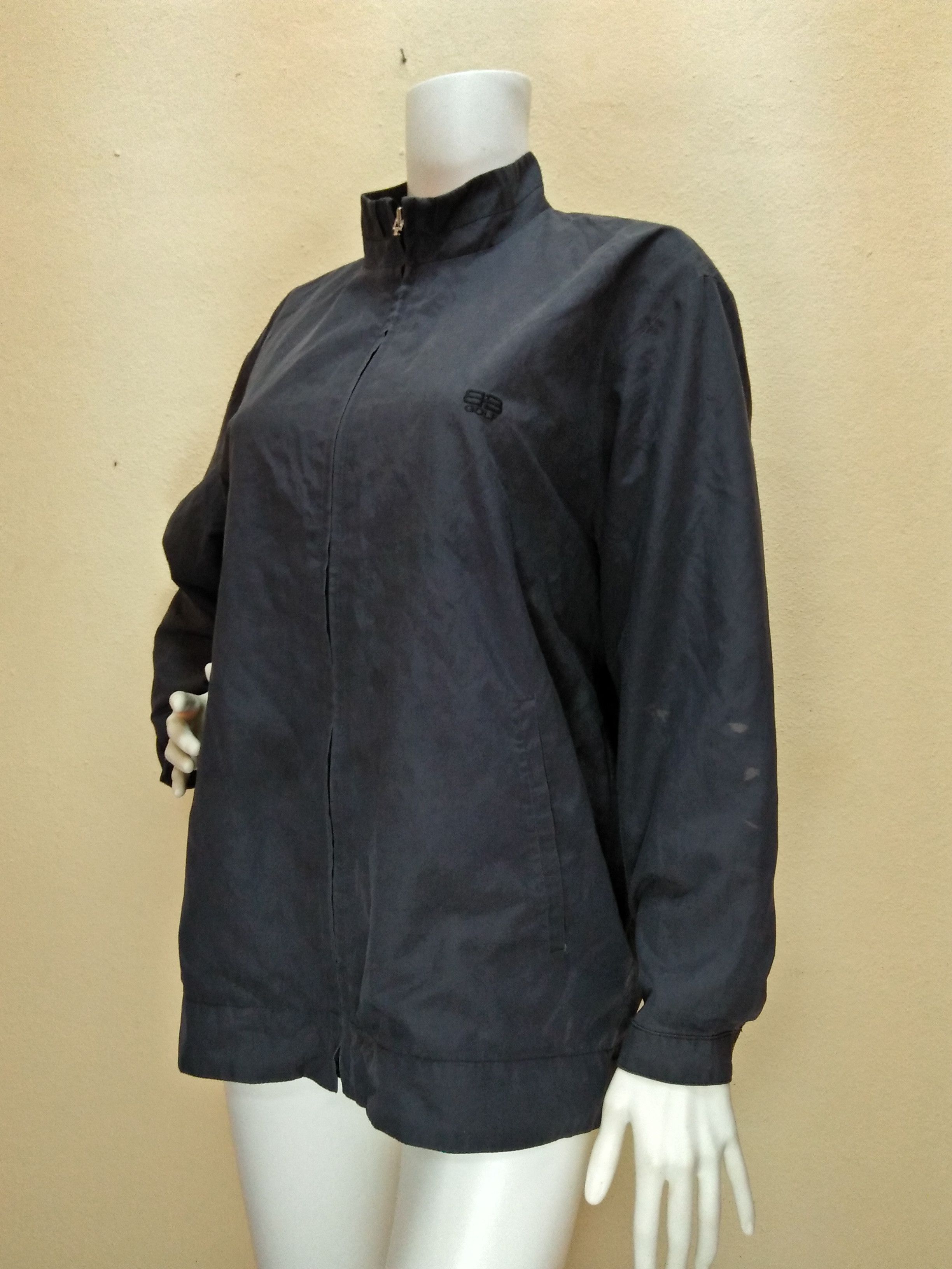 Balenciaga BALENCIAGA GOLF Vintage Embroidered Logo Windbreaker Jacket Size US S / EU 44-46 / 1 - 7 Thumbnail