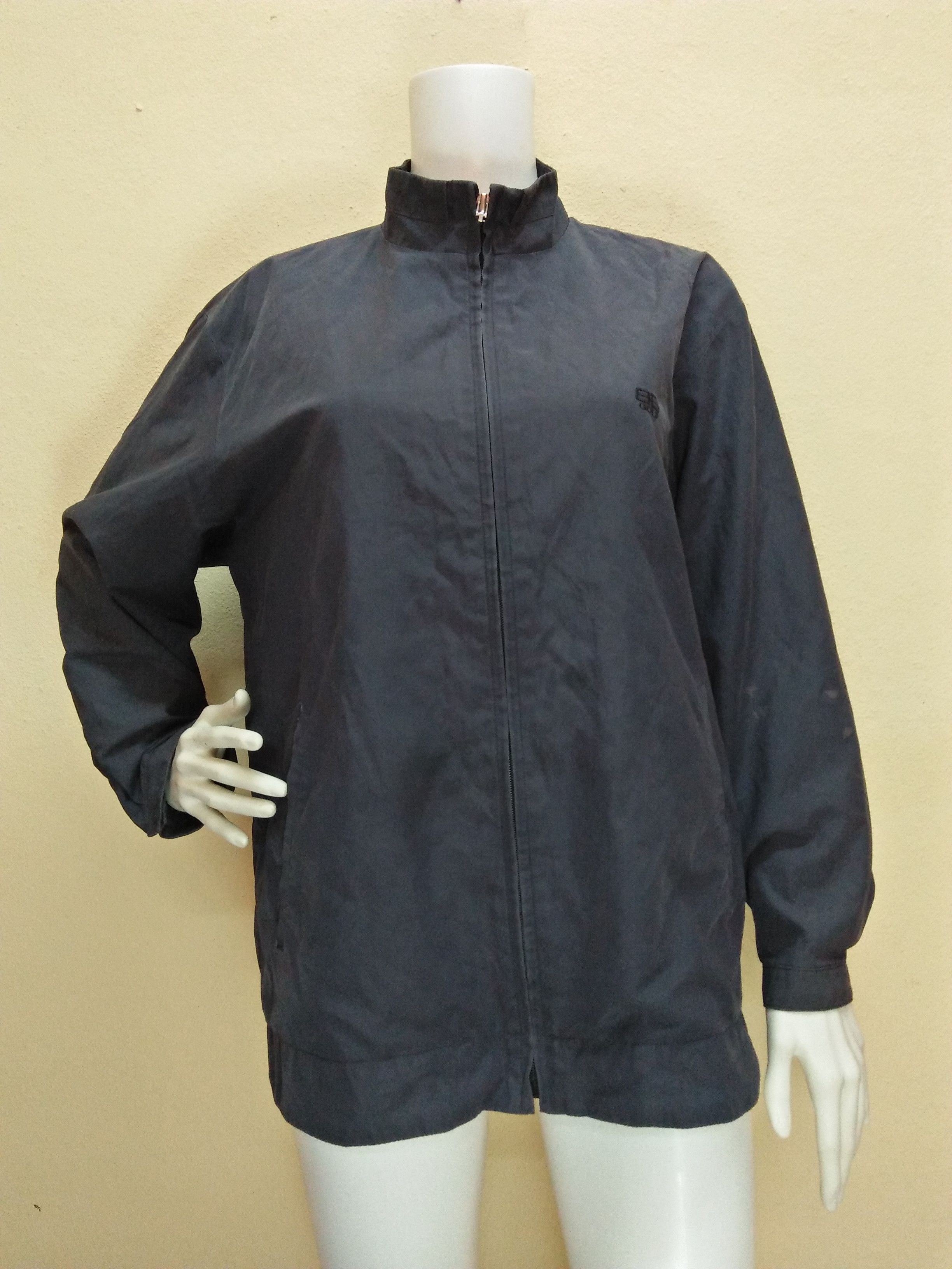 Balenciaga BALENCIAGA GOLF Vintage Embroidered Logo Windbreaker Jacket Size US S / EU 44-46 / 1 - 5 Thumbnail
